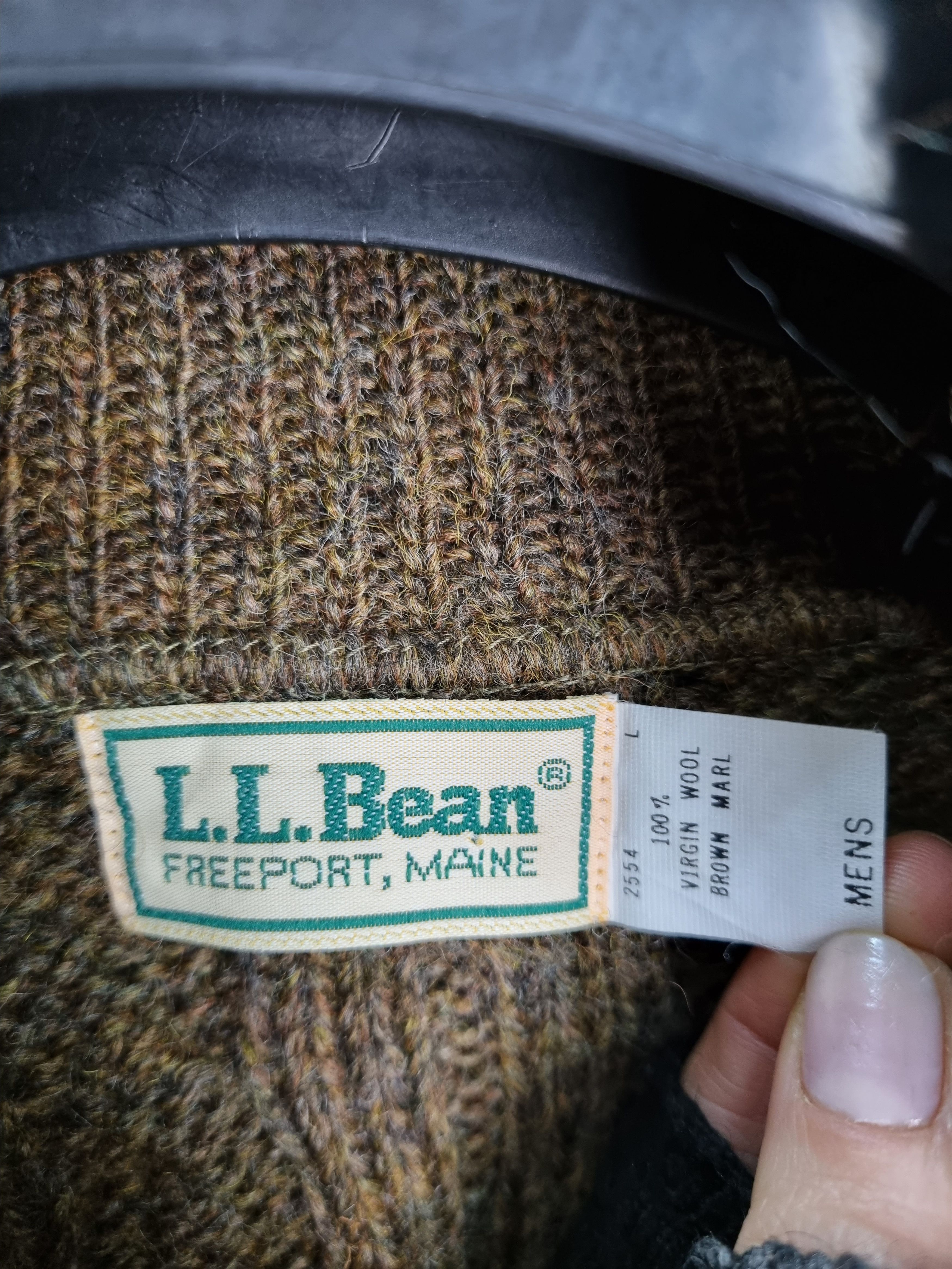 L.L. Bean L.L.Bean Virgin Wool Cable Knitted Cardigan Size US M / EU 48-50 / 2 - 16 Thumbnail