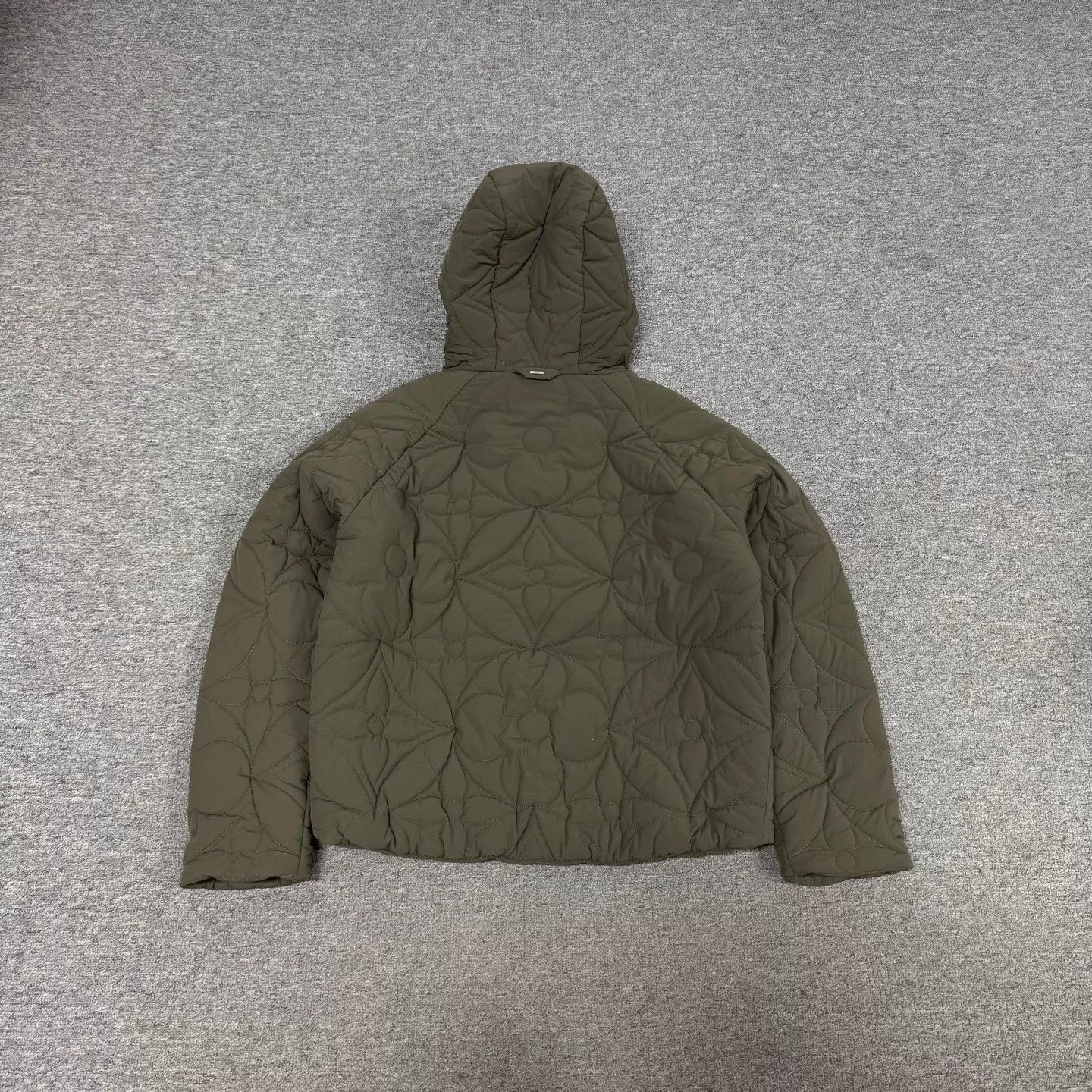 Louis Vuitton LV 3 Flower Quilted Jacket Vintage Green 48 Tags Size US M / EU 48-50 / 2 - 3 Thumbnail