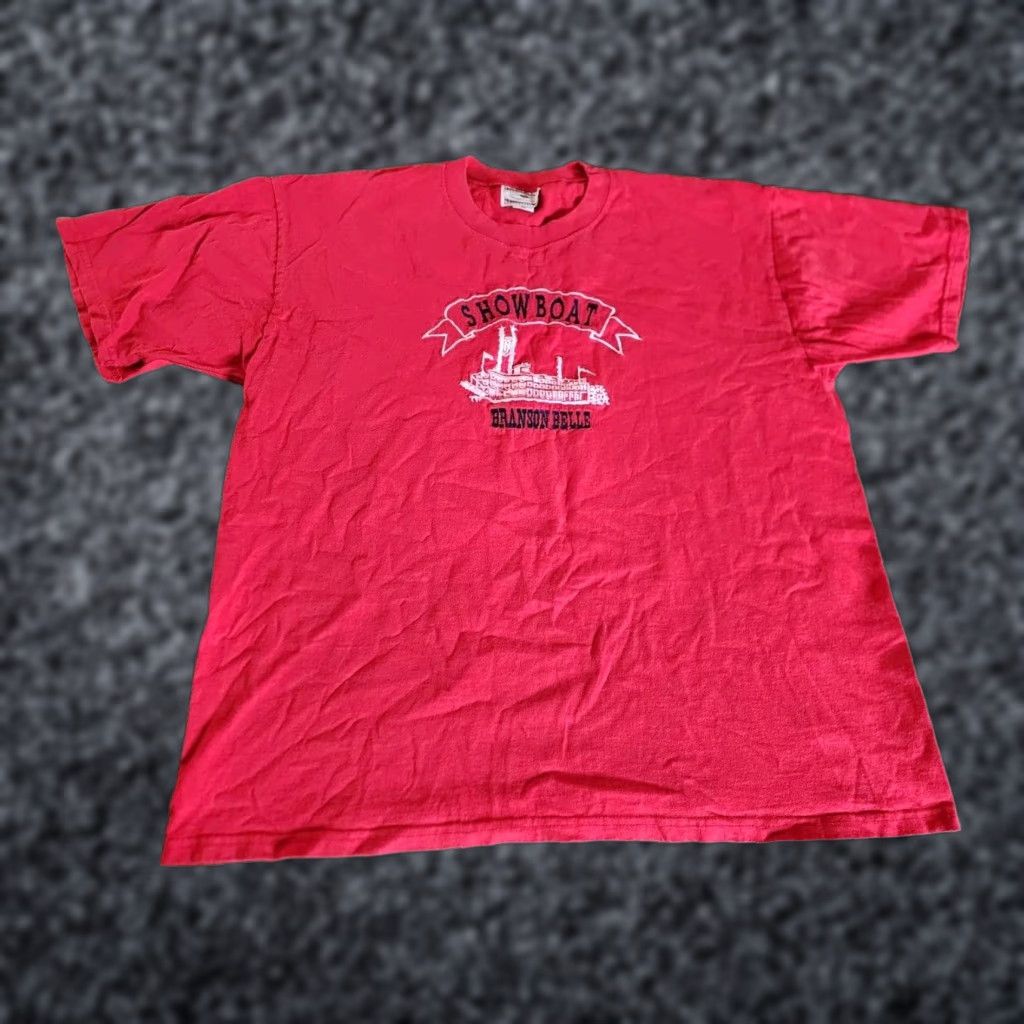 Vintage VINTAGE Silver Dollar City Branson Belle Showboat Embroidered Crew Neck T Shirt - Red, Mens XL, 90s Hipster, Distressed, Short Sleeve Size US XL / EU 56 / 4 - 1 Thumbnail