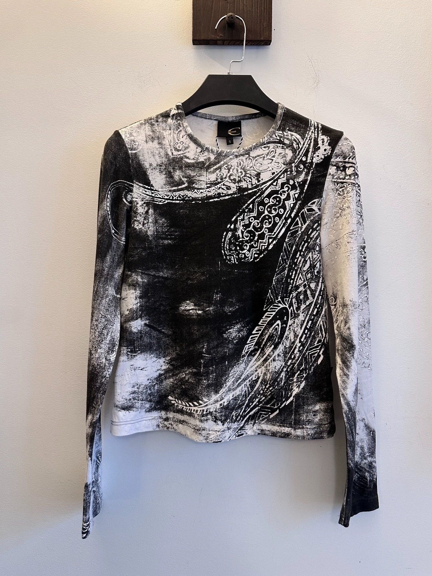 Just Cavalli Just Cavalli Print Stretch LS Tee Vtg Archive S Size S / US 4 / IT 40 - 6 Thumbnail
