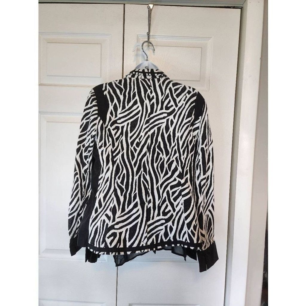 Chicos Chico's Zebra Print Blazer Size XS / US 0-2 / IT 36-38 - 2 Thumbnail