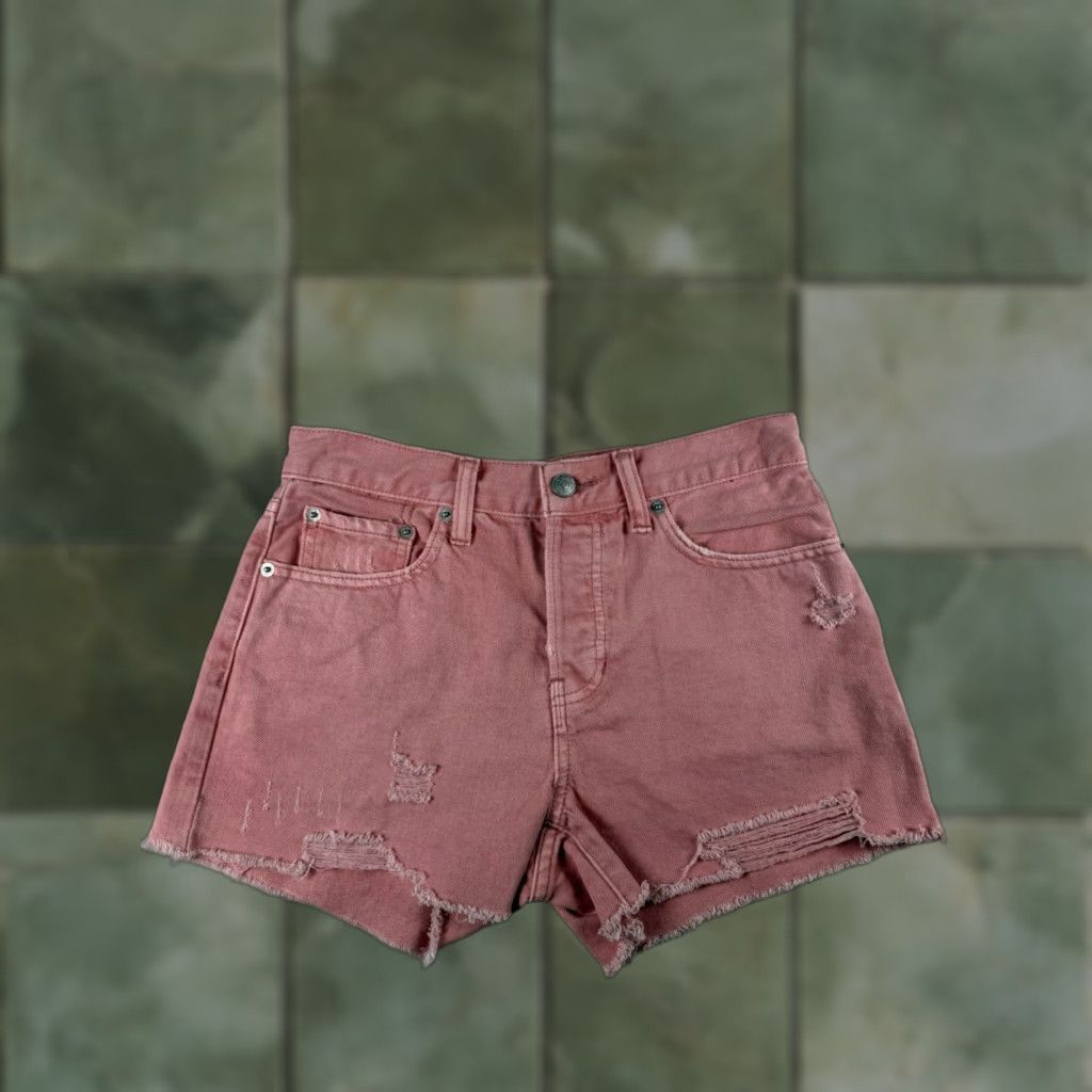 Free People Free People We the Free Sofia Distressed Cutoff Button Fly Shorts Size 26 Women Pink 1830 Boyfriend Distressed? Never worn Size 26" / US 2 / IT 38 - 1 Thumbnail