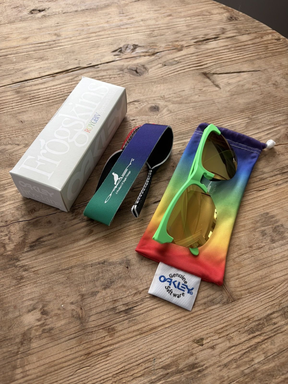 Oakley New Oakley x Staple Frogskins Sunglasses ROYGBIV Limited 24k Size ONE SIZE - 2 Thumbnail
