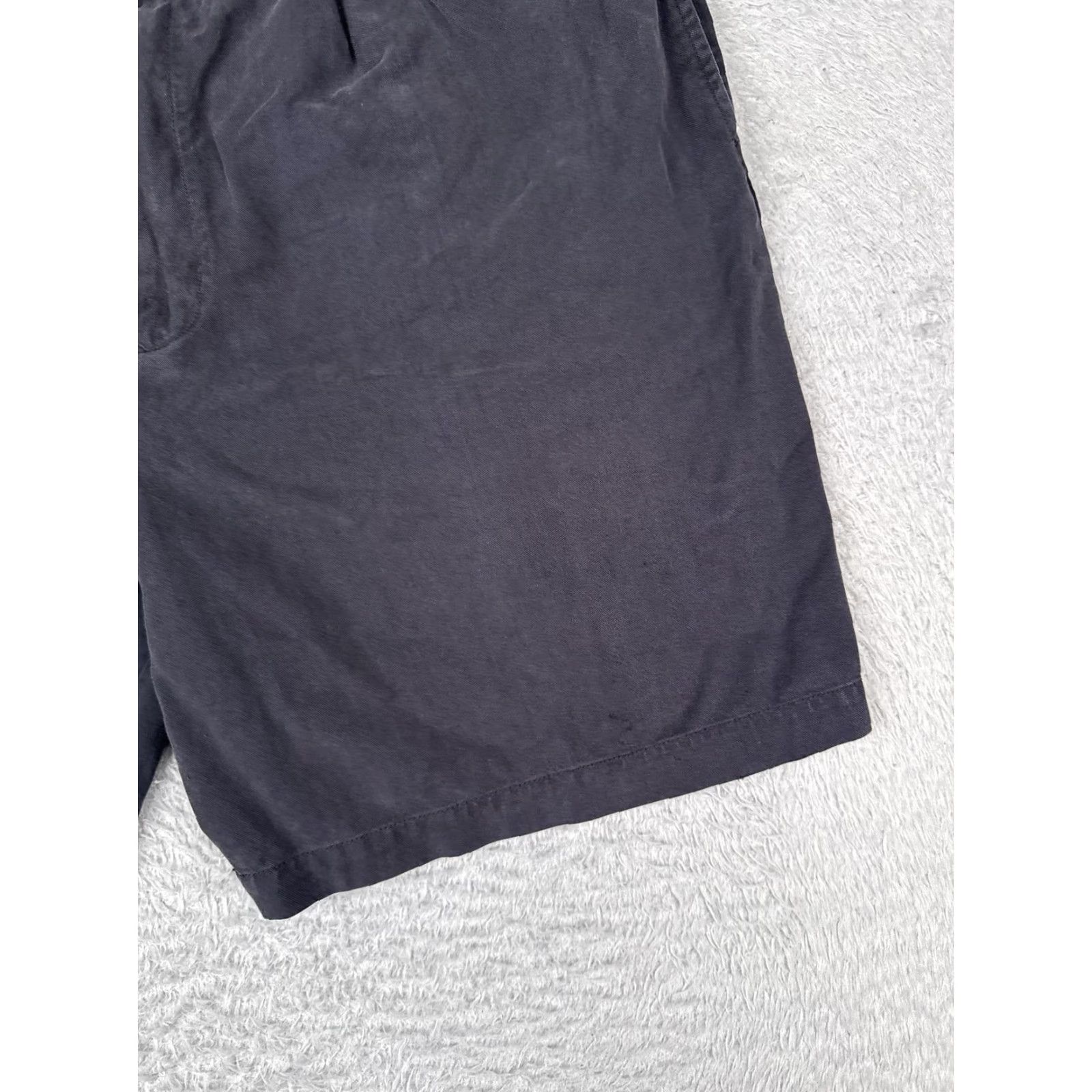 Tommy Bahama VINTAGE Tommy Bahama Shorts Mens 38 Chino Pleated Zip Fly Twill Pockets Casual Navy/Gray 90s Mens Size US 38 / EU 54 - 2 Thumbnail