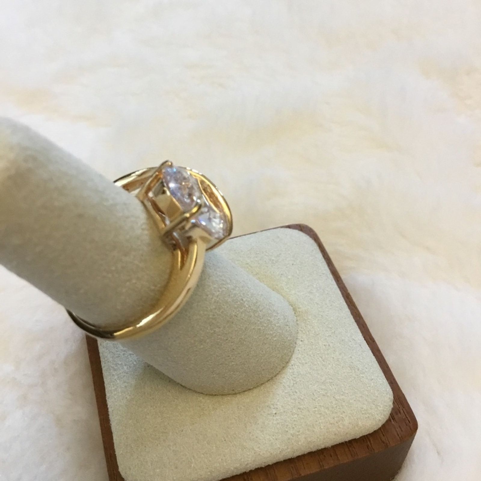Other Gold Oval Stone Wrapped Ring Size ONE SIZE - 5 Thumbnail