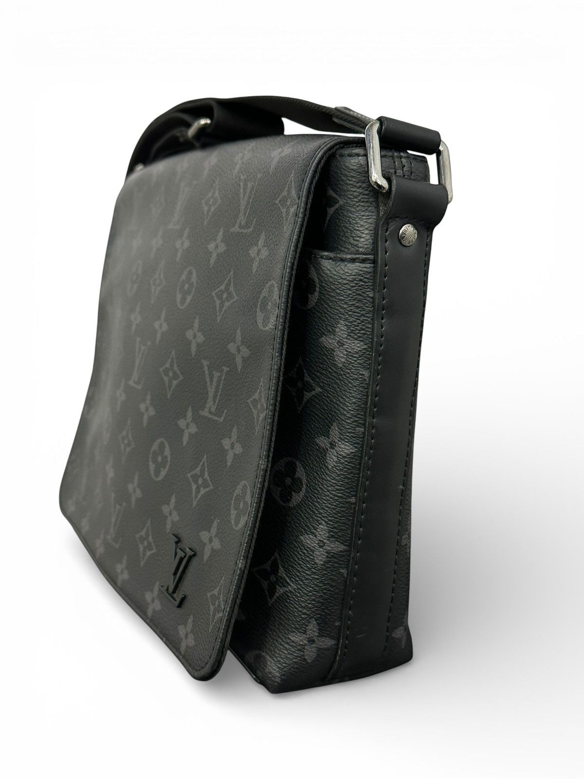 Louis Vuitton LOUIS VUITTON Monogram Eclipse District Shoulder Bag Size ONE SIZE - 4 Thumbnail