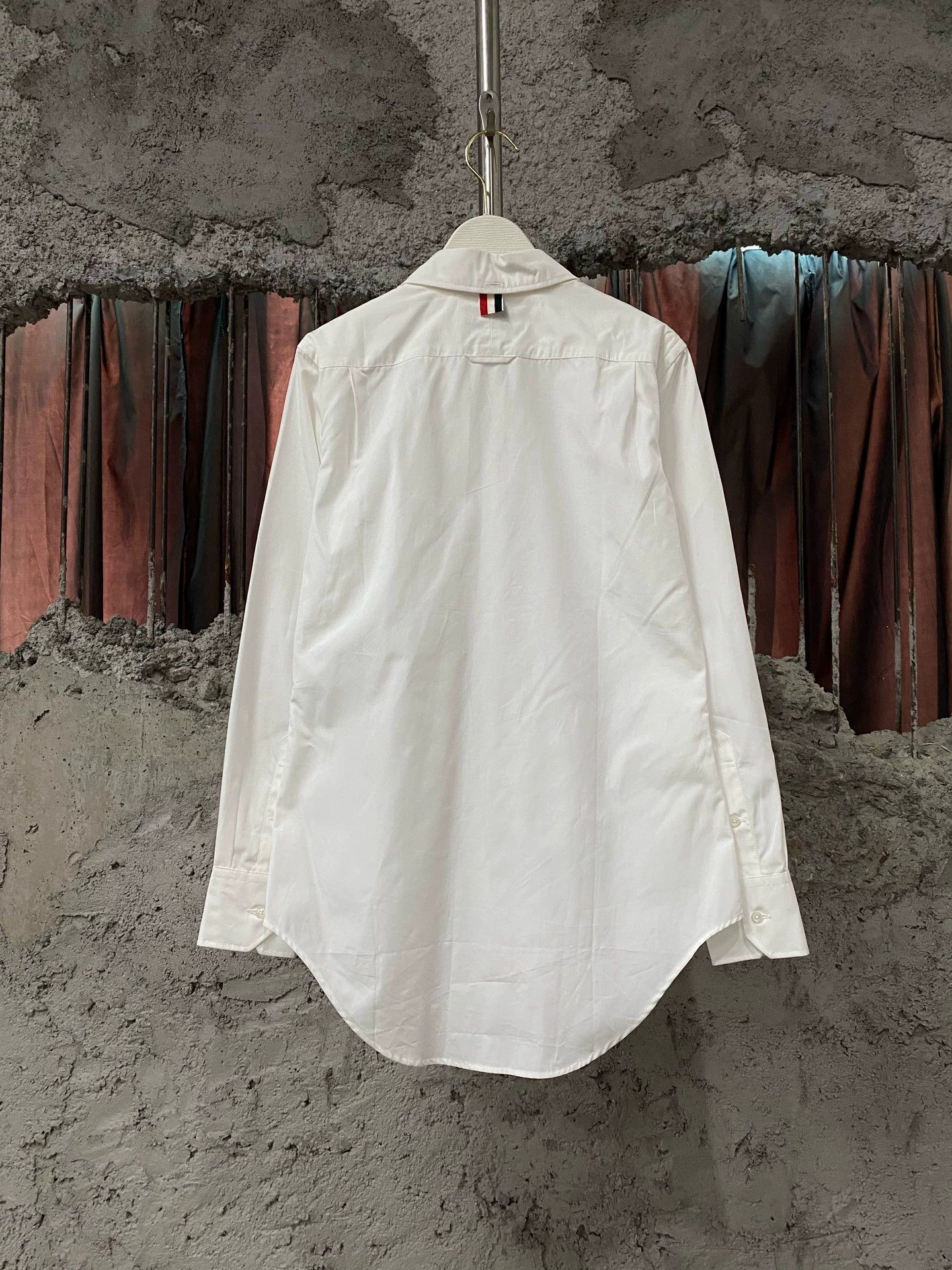 Thom Browne TB Shirt Men's 40 New Size US XXS / EU 40 - 2 Thumbnail