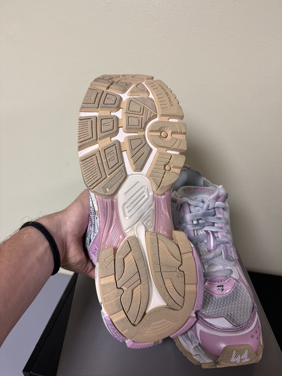 Balenciaga Balenciaga Pink white Runner 41 Size US 8 / EU 41 - 4 Thumbnail
