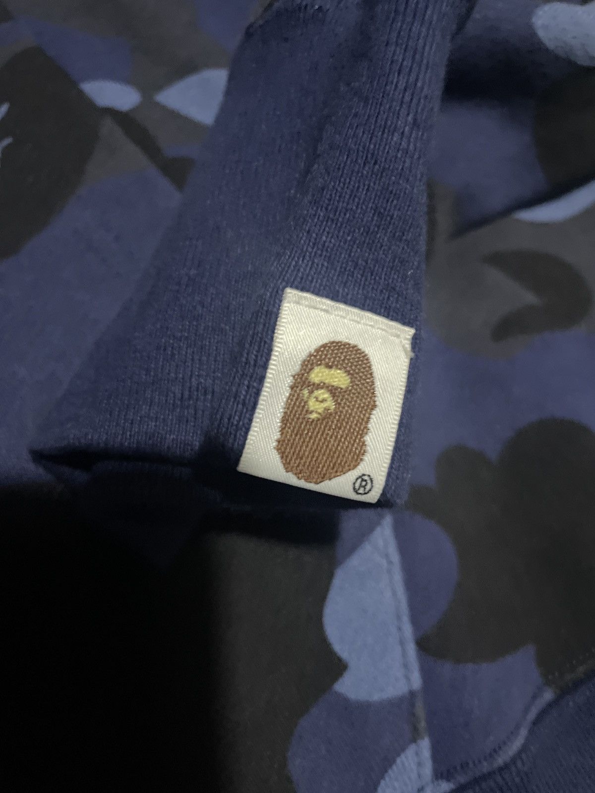 Bape Bape half red camo blue camo shark hoodie S Size US S / EU 44-46 / 1 - 4 Thumbnail