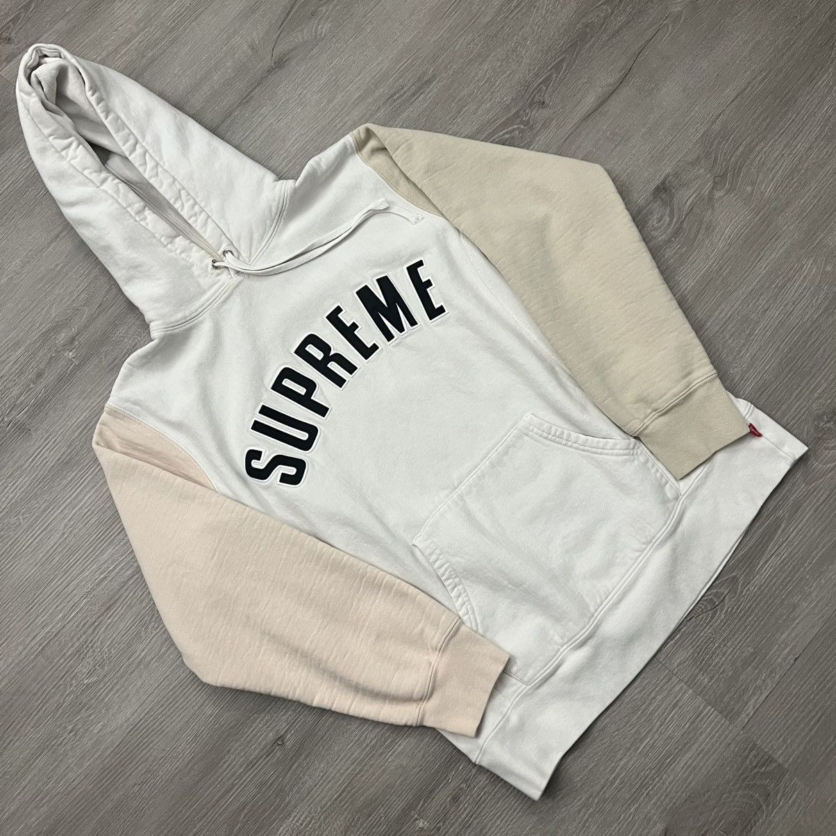 Supreme Supreme Color Blocked Arc Logo Hoodie Size US L / EU 52-54 / 3 - 1 Thumbnail