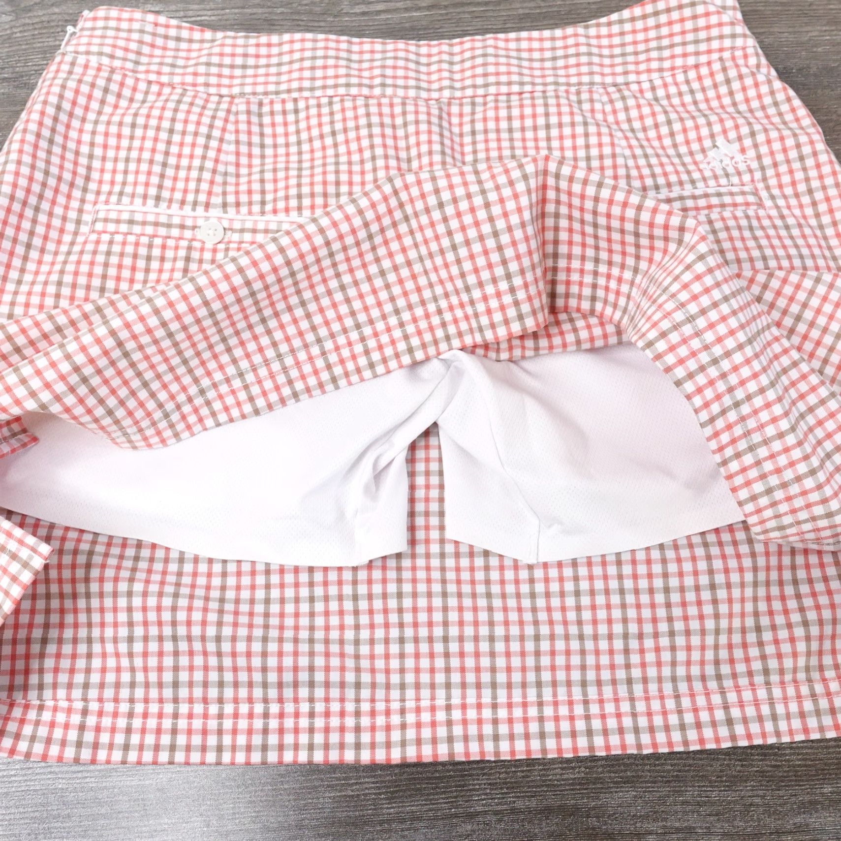 Adidas ADIDAS RED CHECK POLYESTER BLEND SKIRT SKORT WOMENS SIZE 4 Size 27" / US 4 / IT 40 - 7 Thumbnail