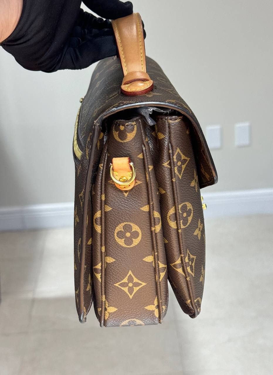 Louis Vuitton Authentic Louis Bag Vuitton Pochette Métis Monogram M44875 Size ONE SIZE - 4 Thumbnail