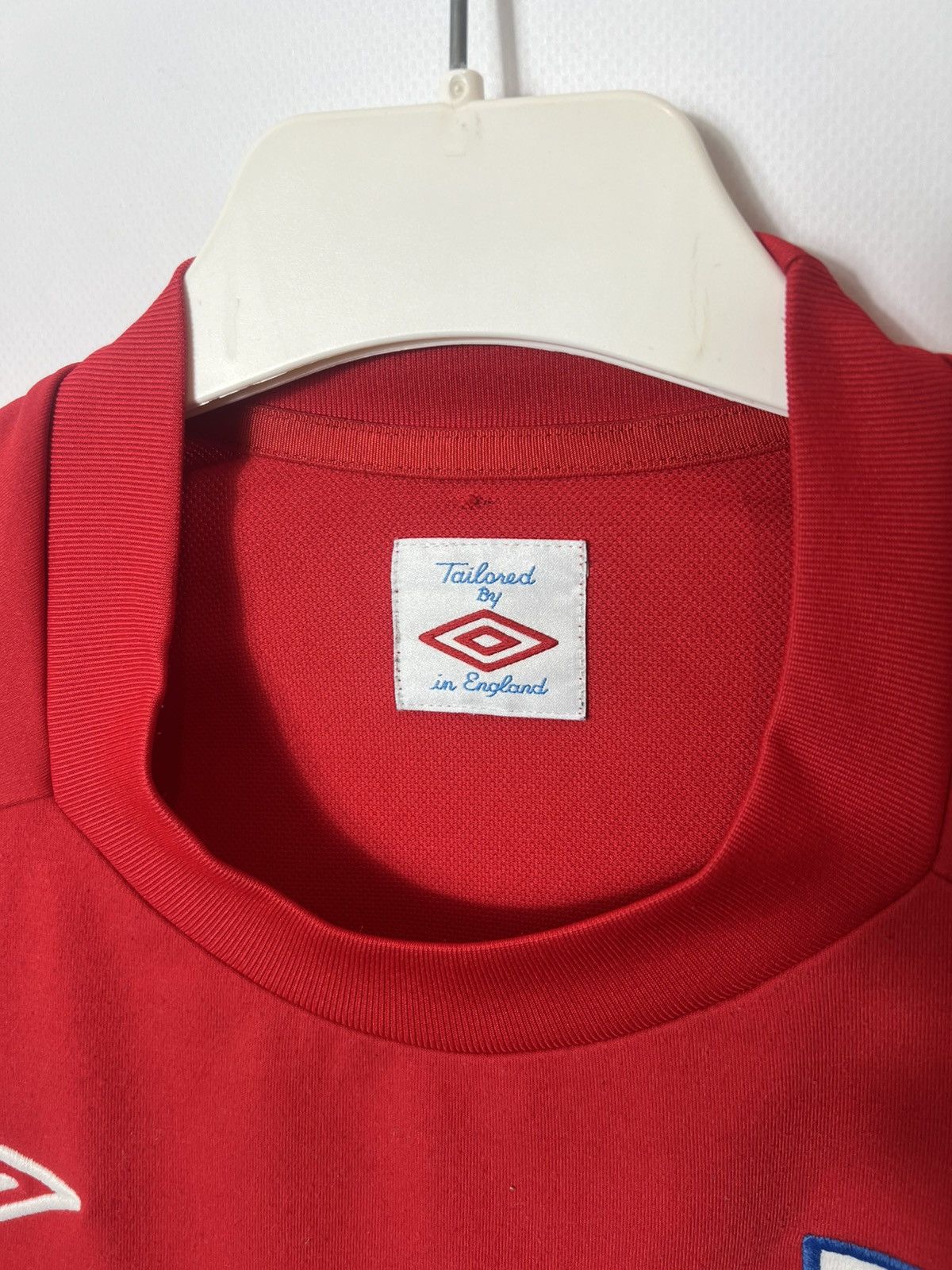 Umbro England Away football shirt 2010 - 2012 Team Jersey Umbro Size US M / EU 48-50 / 2 - 3 Thumbnail