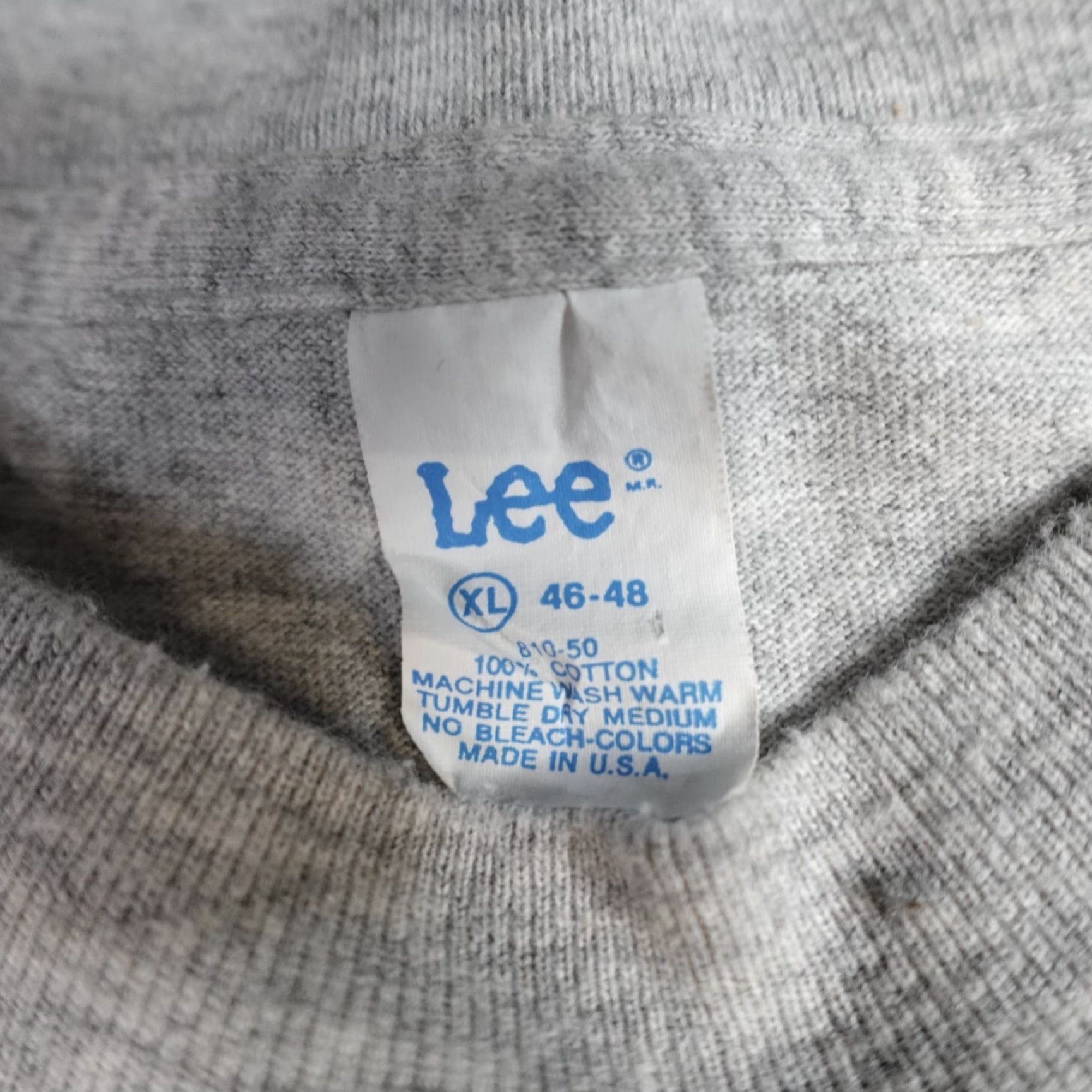Vintage VINTAGE Lee Shirt XL Gray USA Made Single Stitch Spellout Men Short Sleeve Crew Neck T-Shirt Size US XL / EU 56 / 4 - 3 Thumbnail