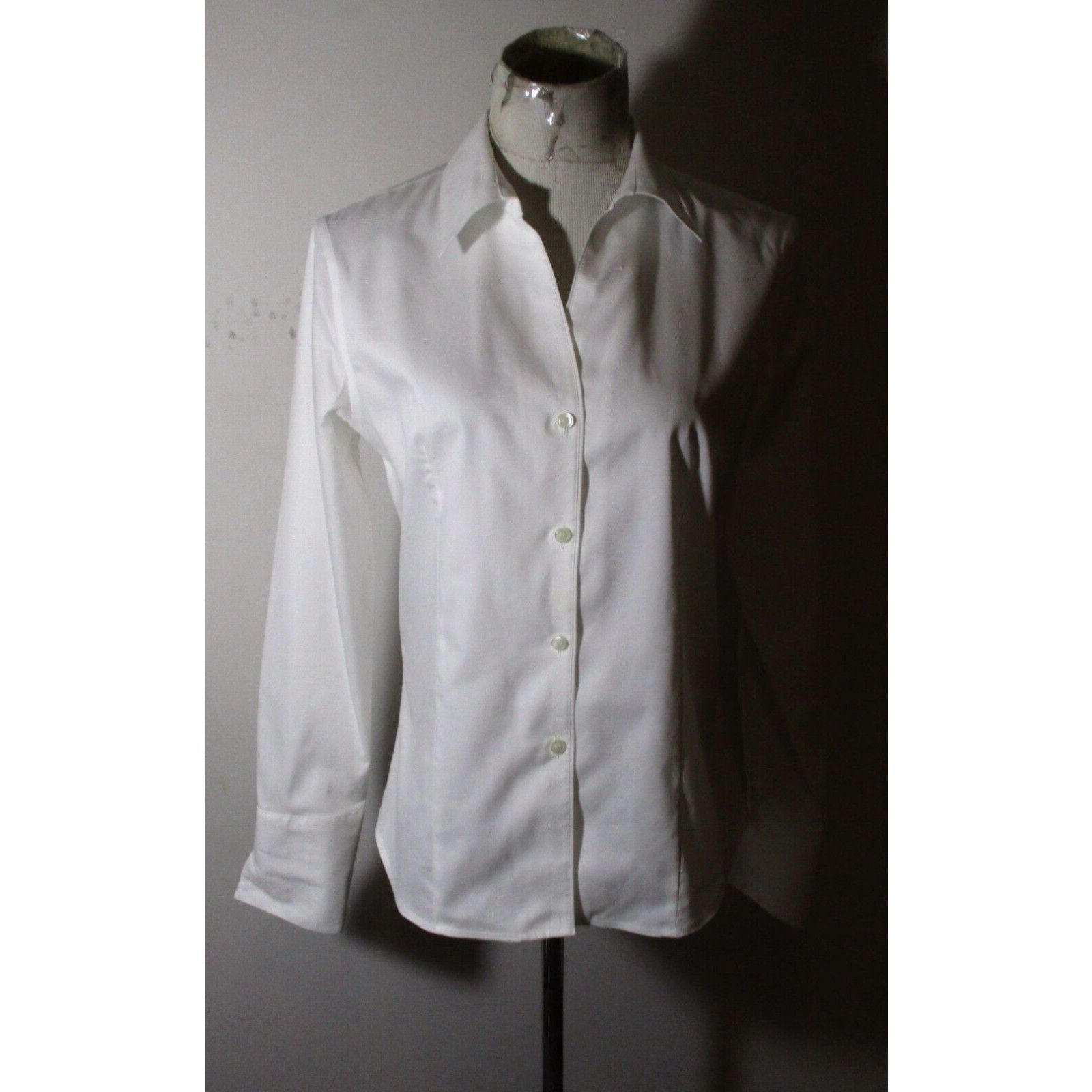 Calvin Klein Women s CALVIN KLEIN White Non Iron Tapered Long Sleeve Blouse Size 10 NWOT Grailed