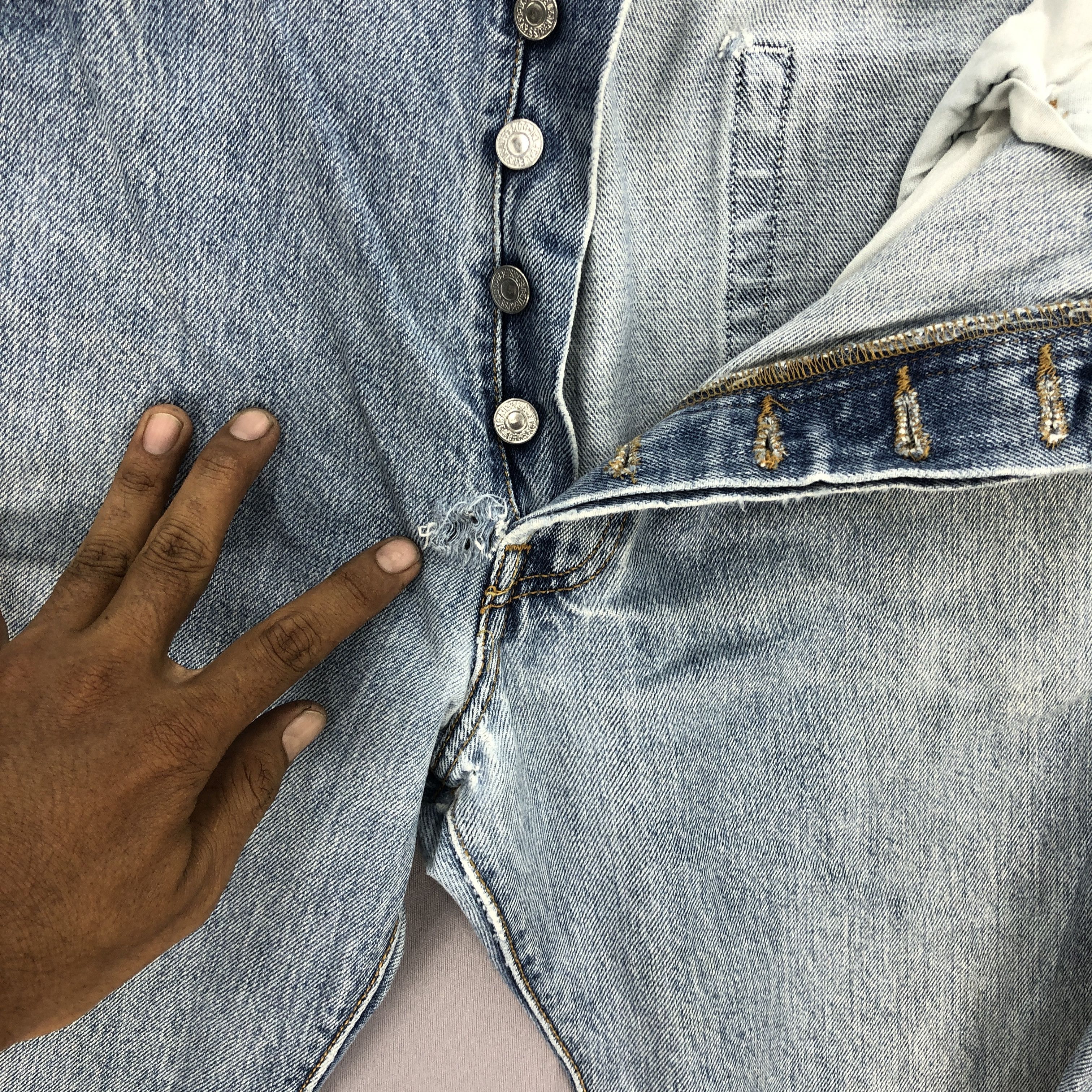 Levi's Y2K Levis 501 Distressed Jeans Levi's Faded Light Wash Denim Size US 36 / EU 52 - 8 Thumbnail