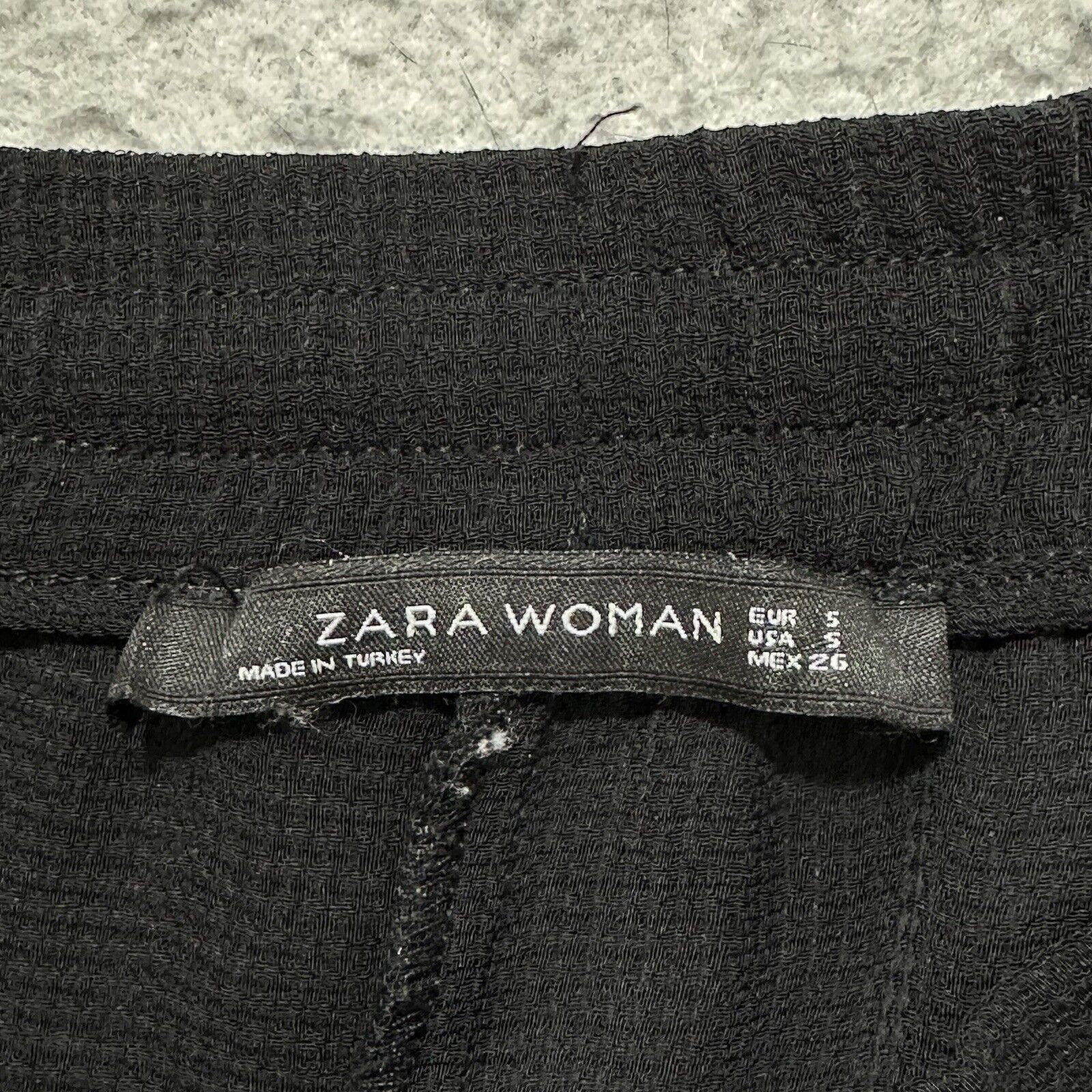 Zara Zara Small Wide Leg Capri Sweatpants Black Lightweight Pants Size 28" / US 6 / IT 42 - 4 Thumbnail