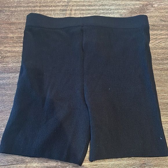 Jacquemus JACQUEMUS LE RAPHIA SHORTS 40BLACK 'LE SHORT PRALU' Size 27" / US 4 / IT 40 - 13 Thumbnail