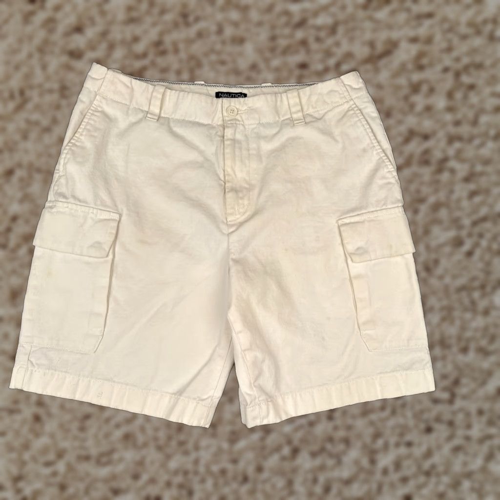 Nautica Nautica Mens Shorts Cargo White Cotton Twill 34x9 Zip Fly read me Multiple Pockets 100% Cotton Casual Workwear Golf Regular Size US 34 / EU 50 - 1 Thumbnail