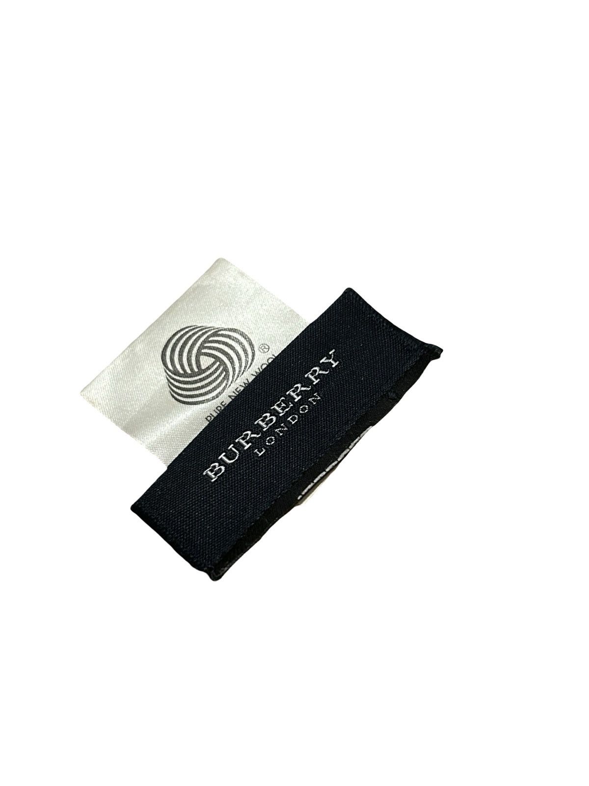 Burberry Burberry Nova Check Scarf Size ONE SIZE - 3 Thumbnail