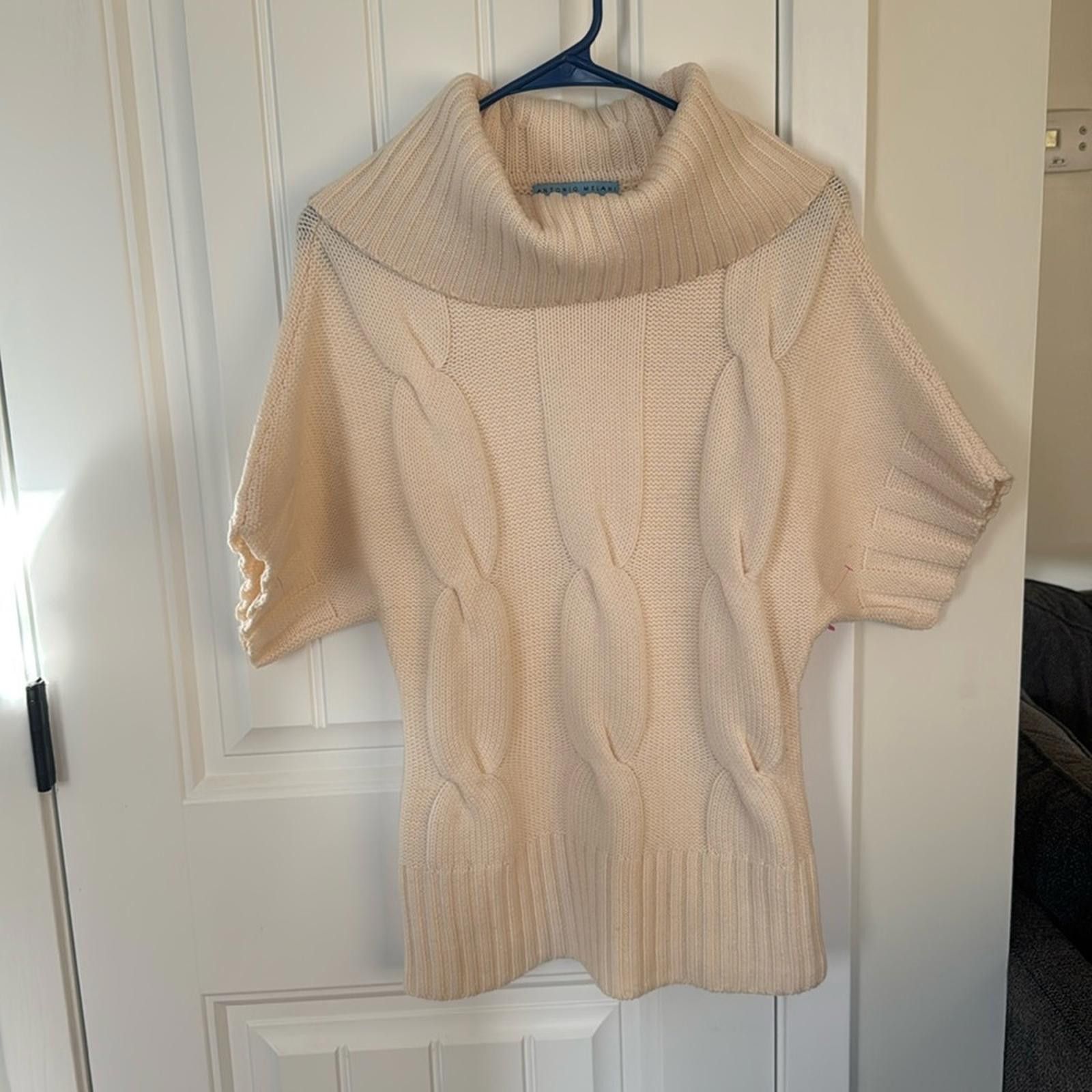 Other Antonio Melani 100% Merino wool- Small Size S / US 4 / IT 40 - 1 Thumbnail