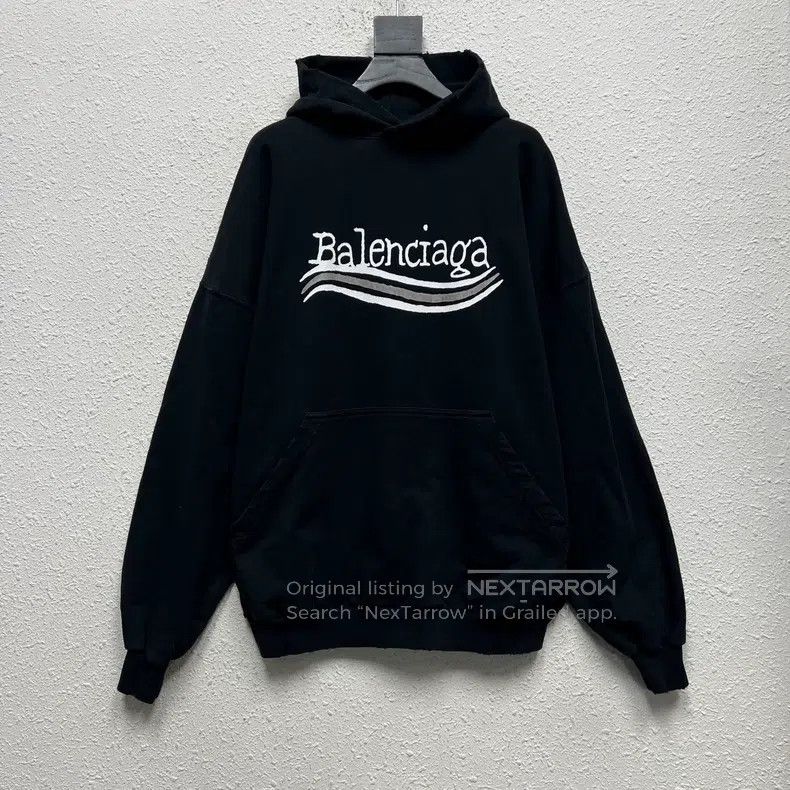 Balenciaga Balenciaga Color Blocked Letter Logo Print Coke Logo Black Size US S / EU 44-46 / 1 - 1 Thumbnail