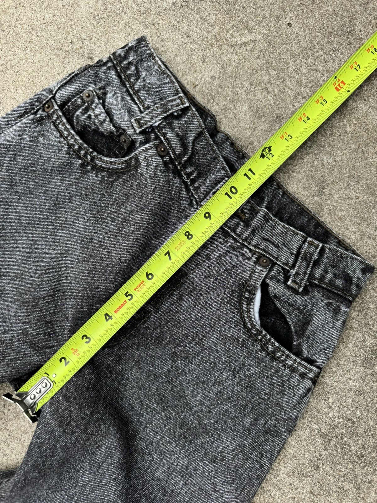 Levi's × Vintage Vtg 90’s Levi’s 505 Buttonfly Acid Black Jeans Student 26x32 Size 26" / US 2 / IT 38 - 12 Thumbnail