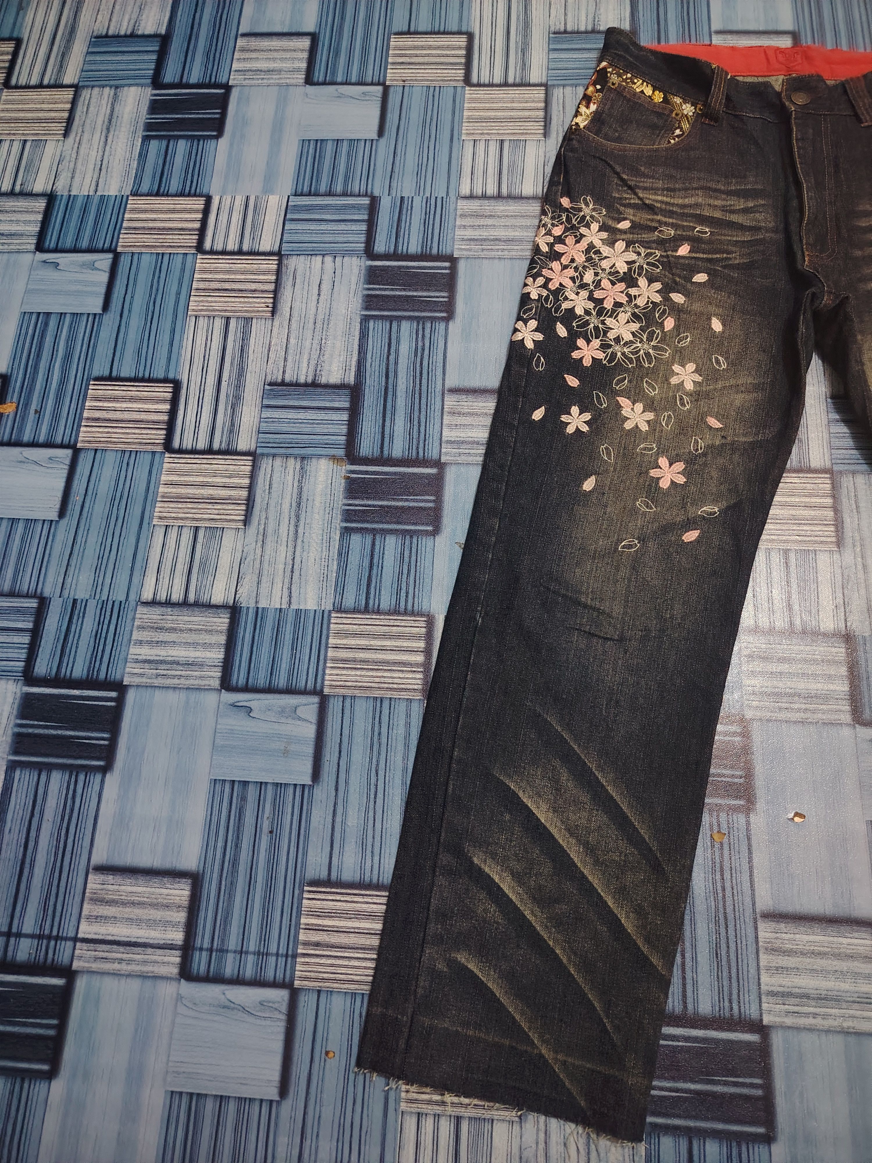 Karakuri Tamashii The Japanese Tradition Karakuri Style Embroidered Jeans Size US 32 / EU 48 - 6 Thumbnail