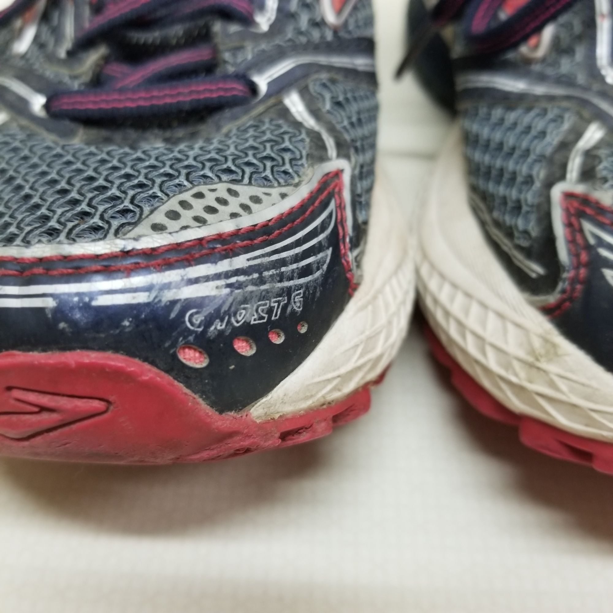 Brooks Brooks 8.5B Ghost 6 Neutral Black Pink Running Sport Tennis Size US 8.5 / IT 38.5 - 4 Thumbnail