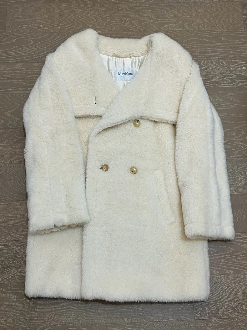 Max Mara Max Mara Fourth Generation Creamy White Teddy Bear Size S / US 4 / IT 40 - 2 Thumbnail