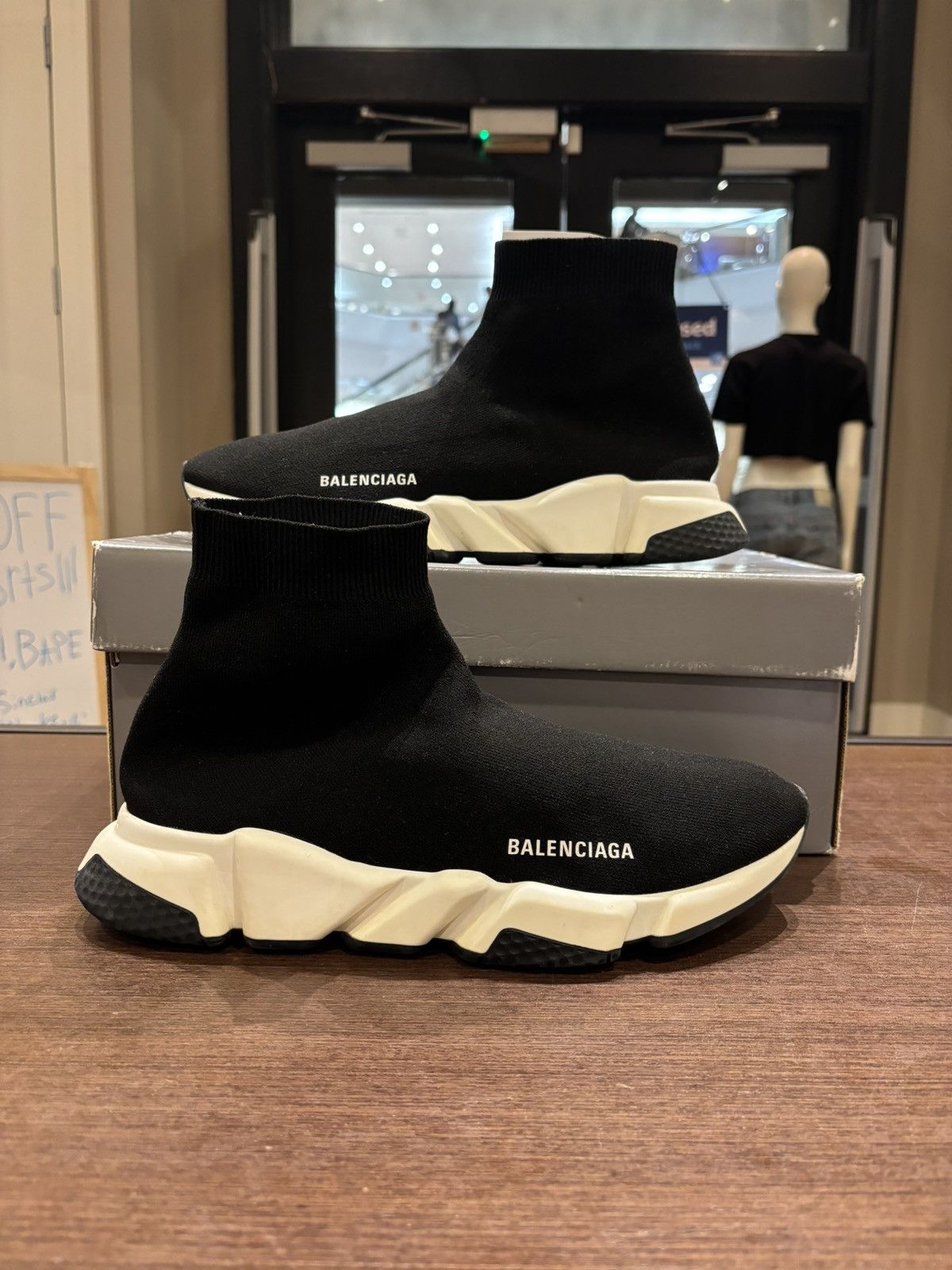 Balenciaga speed trainer second hand online