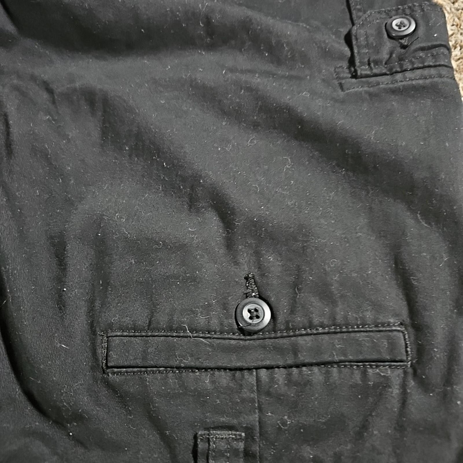 St. Johns Bay St Johns Bay Sz 40 Black Cargo Shorts Size US 40 / EU 56 - 6 Thumbnail