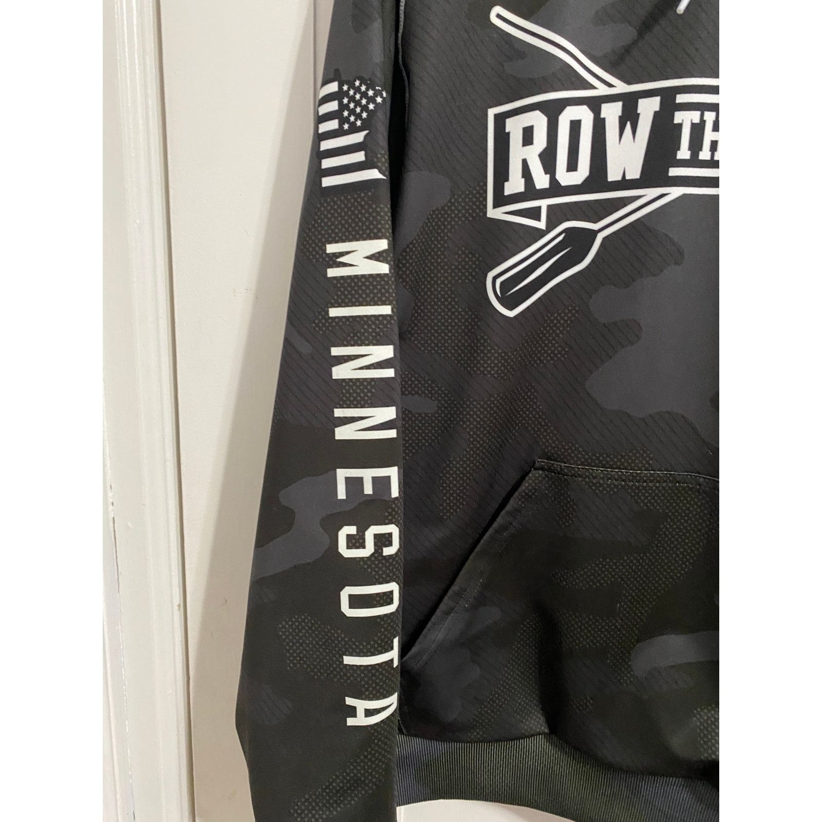 NCAA Minnesota Gophers Row the Boat UNRL Brand Hoodie Size M Size US M / EU 48-50 / 2 - 4 Thumbnail