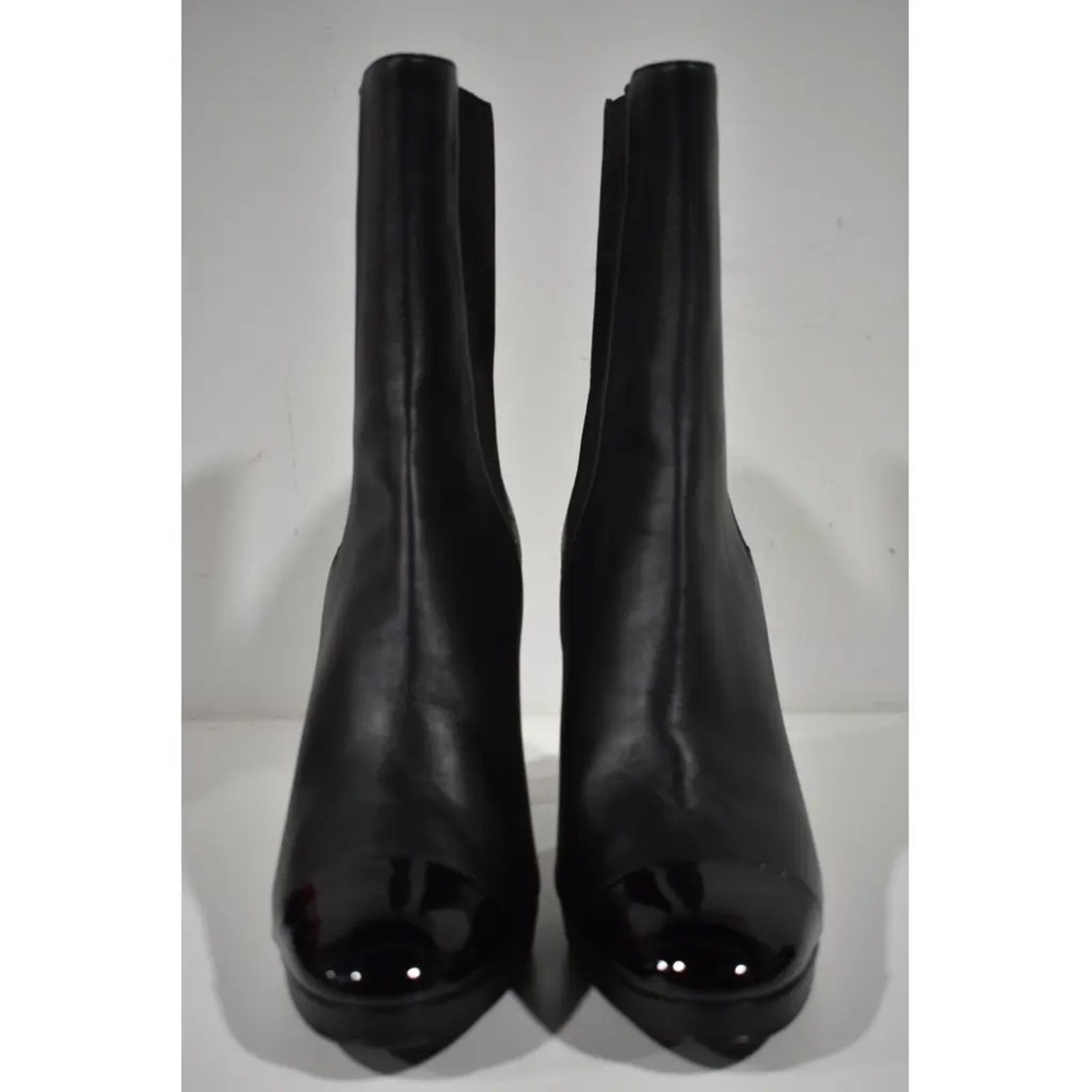 Chanel Chanel 20A Black Lambskin Leather Patent Pearl CC Ankle Size US 11.5 / IT 41.5 - 5 Thumbnail