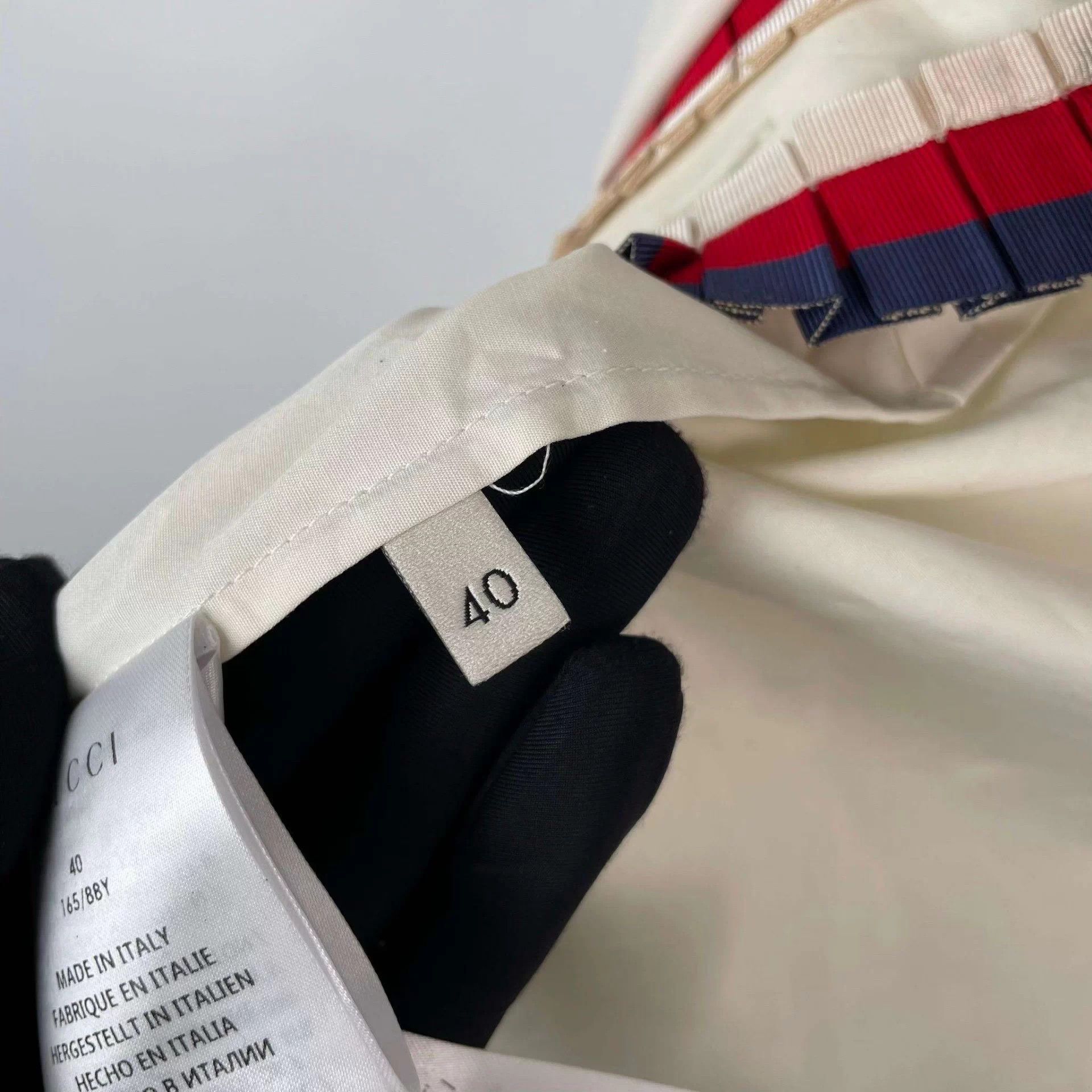 Gucci Women's Shirt Bow Crystal Button 40