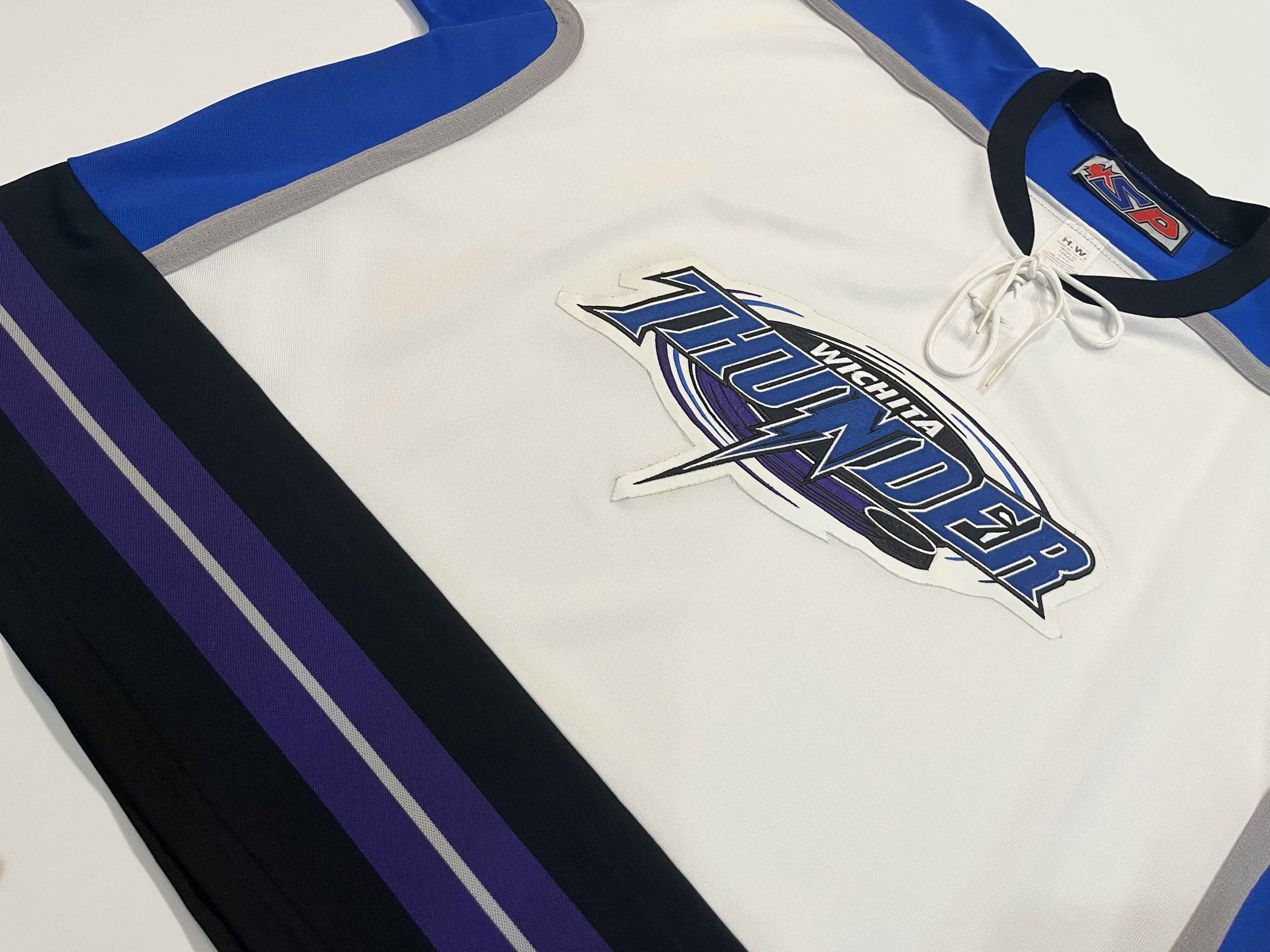 Vintage SP Wichita Thunder ECHL CHL Hockey Jersey Size US XL / EU 56 / 4 - 4 Thumbnail