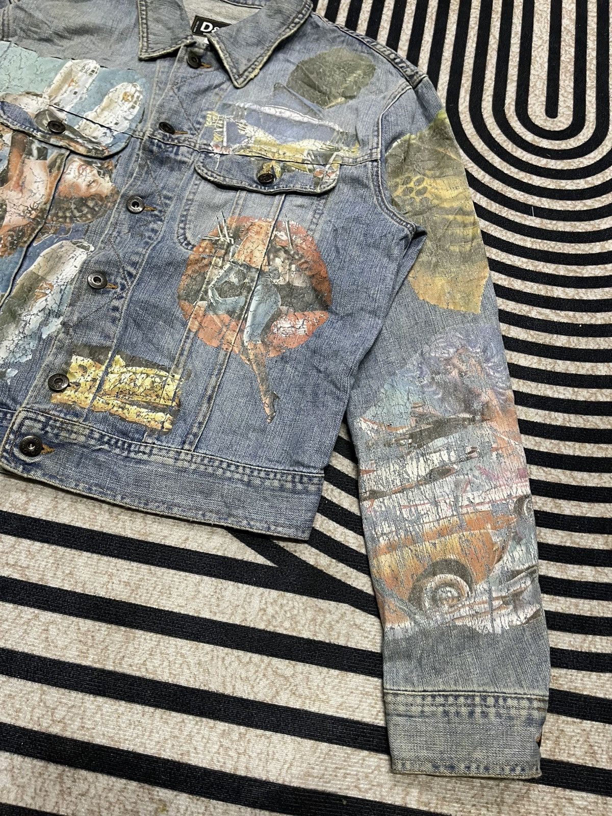 Dolce & Gabbana 2000s DOLCE & GABBANA PIN-UP PRINTED AMERICAN DENIM JACKET Size US M / EU 48-50 / 2 - 5 Thumbnail