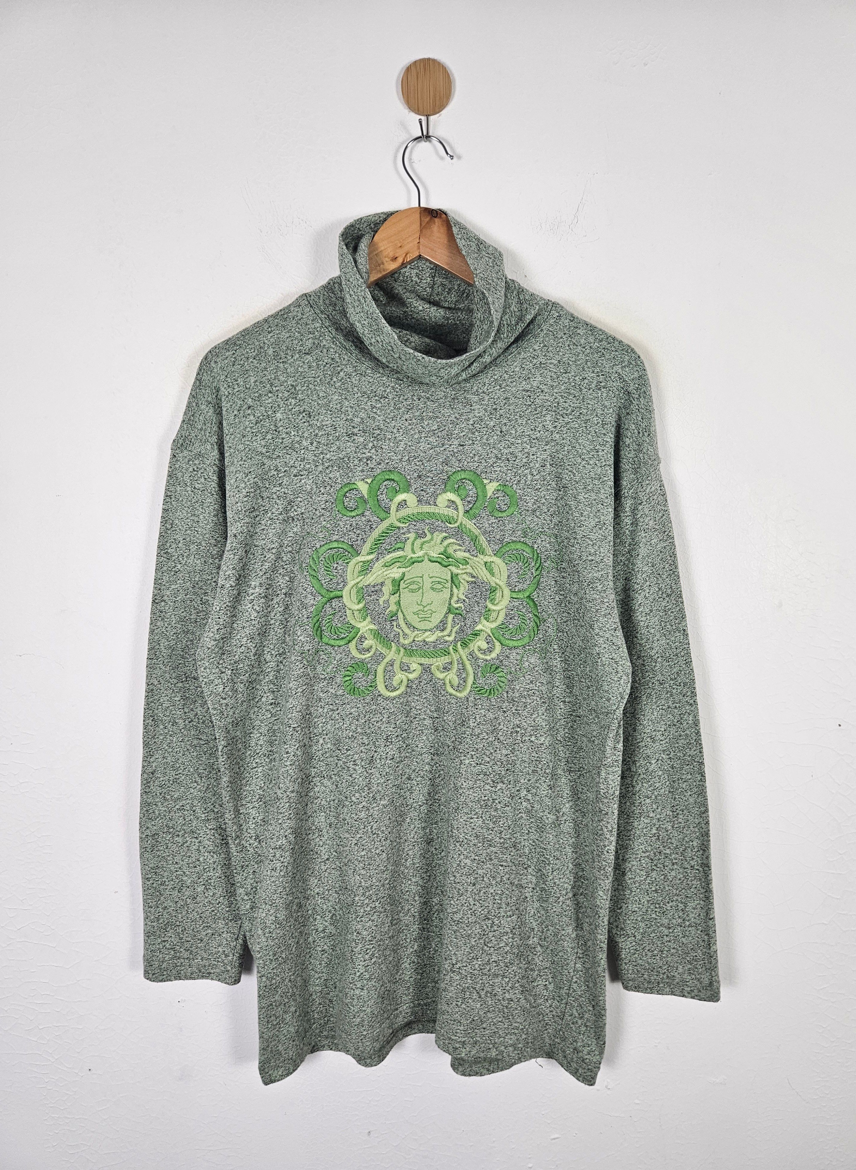 Versace Jeans Couture Vintage Versace Jeans Couture Medusa embroidery turtleneck Size US M / EU 48-50 / 2 - 1 Thumbnail