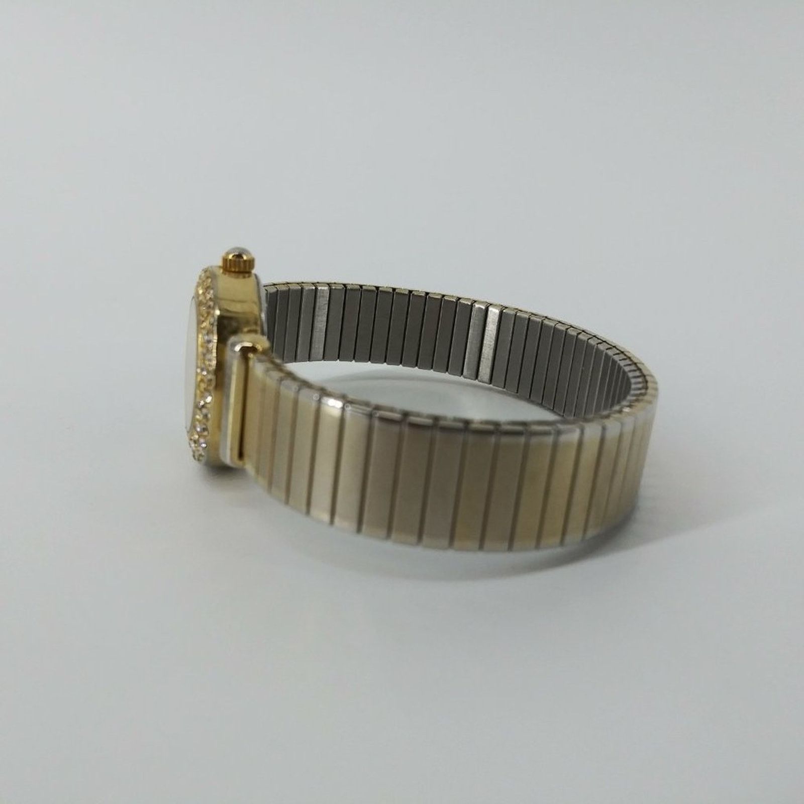 Other Vintage Milan Womens Gold Tone Stretch Bracelet Wristwatch Size ONE SIZE - 4 Thumbnail