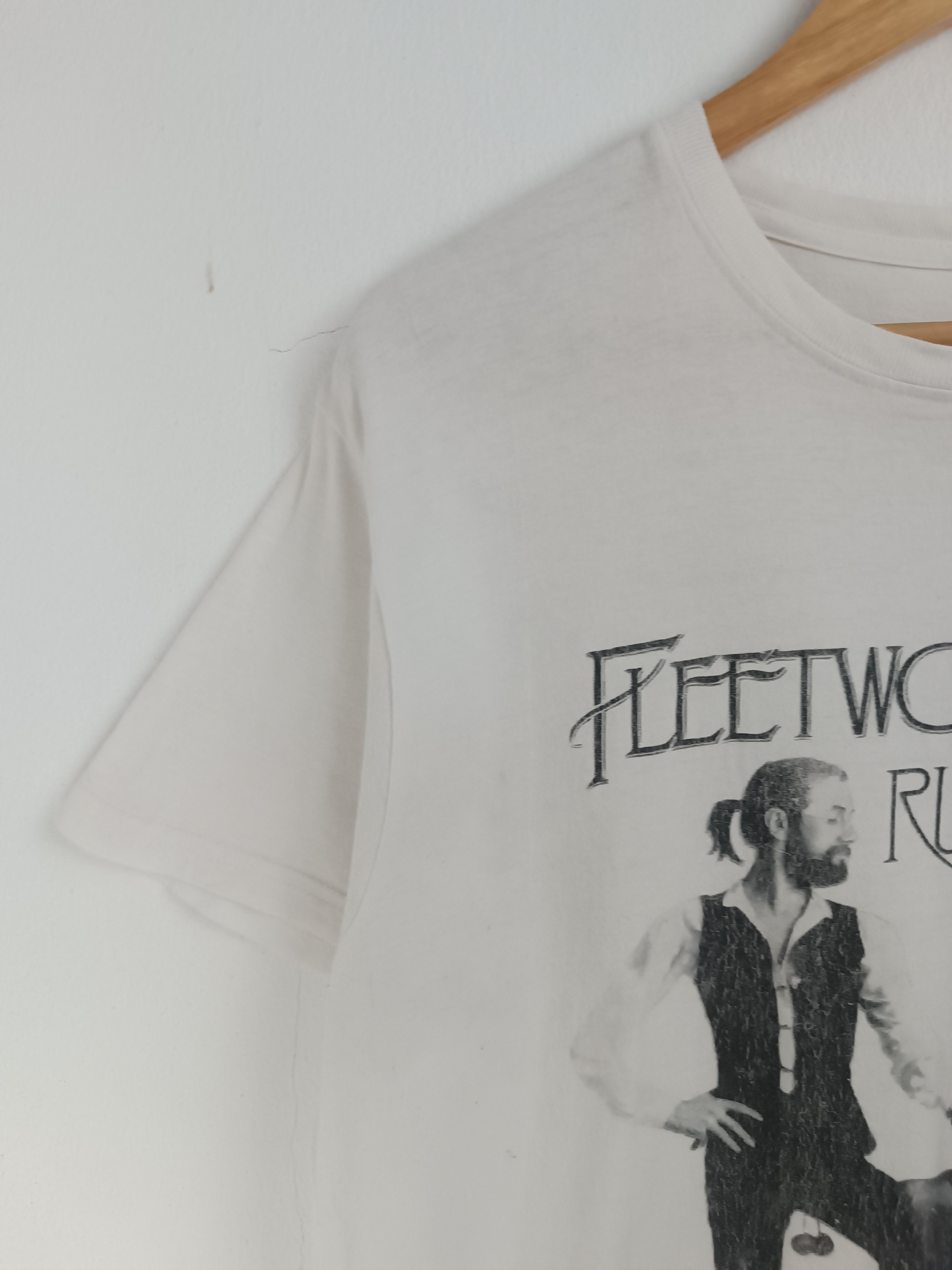 Band Tees VINTAGE Y2K FLEETWOOD MAC RUMOURS TEE ABBA ZEPPELIN EAGLES Size US L / EU 52-54 / 3 - 5 Thumbnail