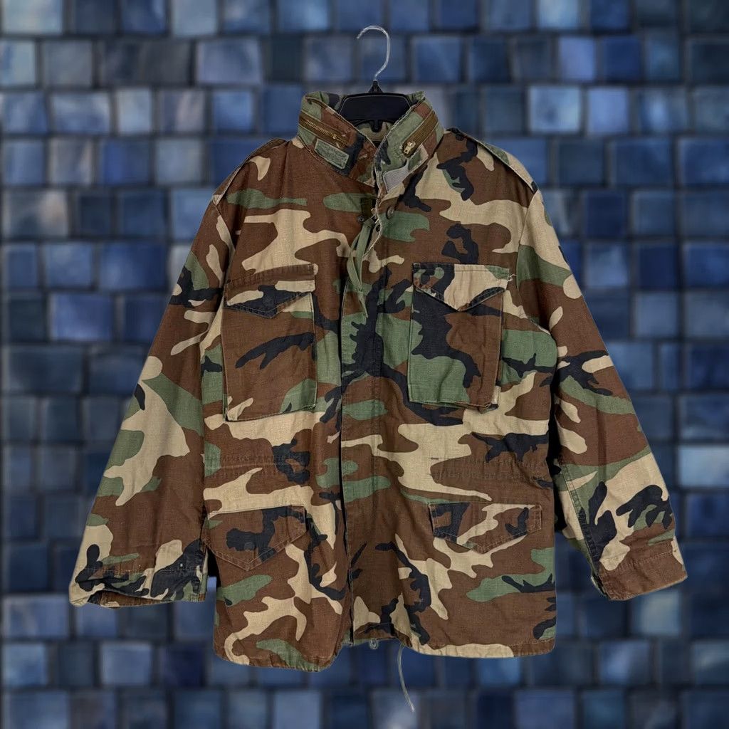 Vintage VINTAGE Lakeview US Army M-65 Field Jacket Mens Medium Woodland Camo Distressed Wool? No Size US M / EU 48-50 / 2 - 1 Thumbnail