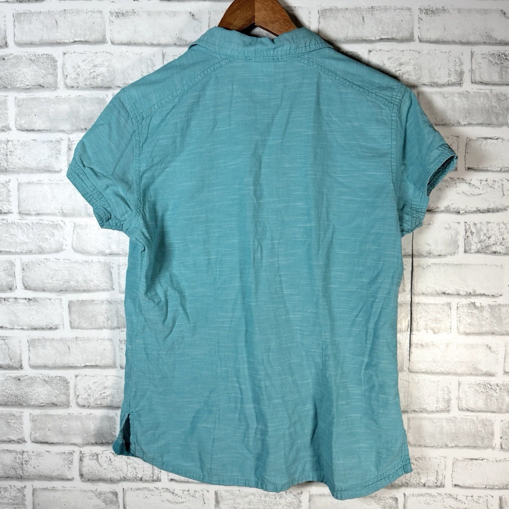 The North Face The North Face Button-Up Shirt Women Large Blue 100% Cotton Short Sleeve Size 36" / US 14 / IT 50 - 5 Thumbnail