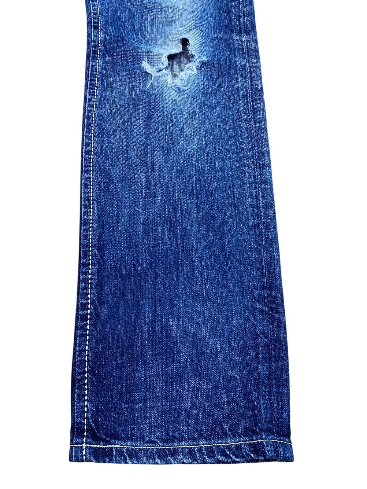 Edwin Edwin Faded Blue Wash Ripped Style Straight Cut Jeans Size US 32 / EU 48 - 6 Thumbnail