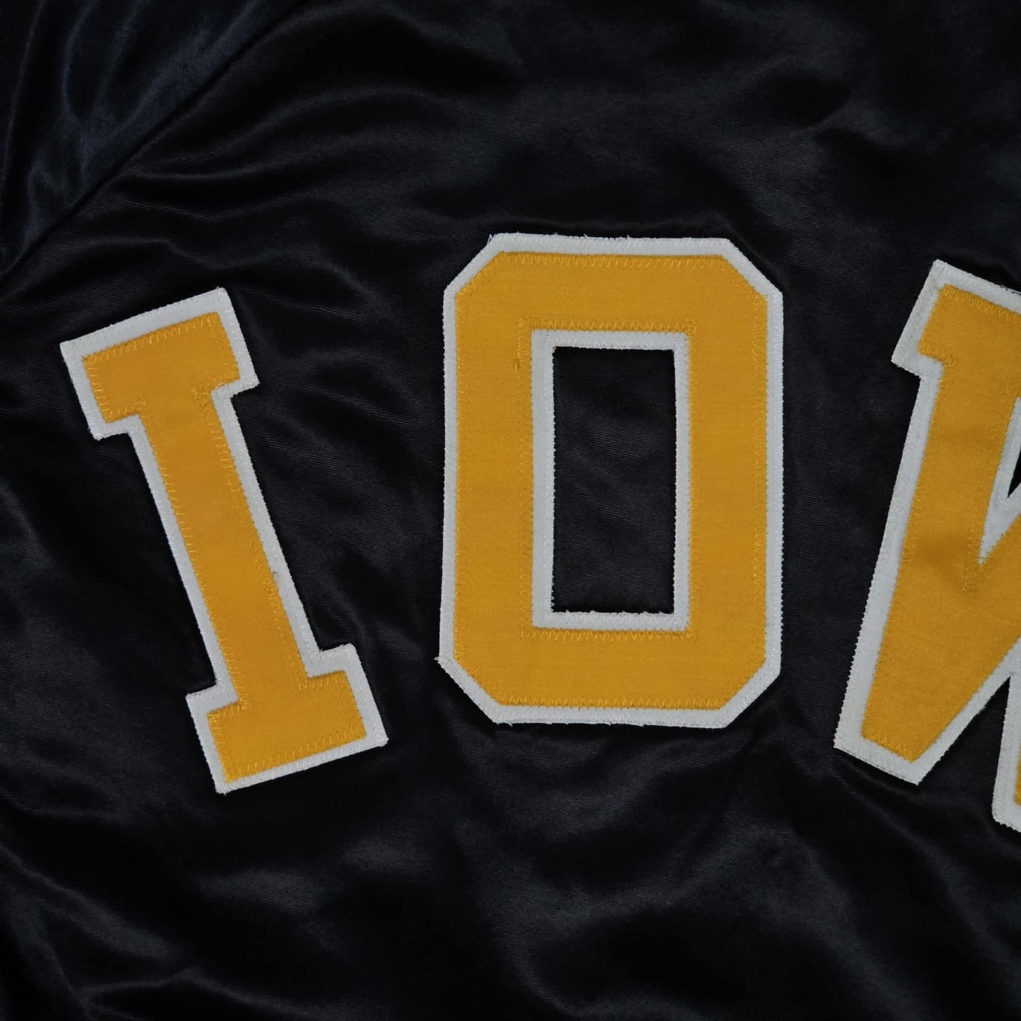 Chalk Line × Vintage Iowa Hawkeyes Vintage 80s Chalk Line Satin Bomber Jacket Size US S / EU 44-46 / 1 - 6 Thumbnail