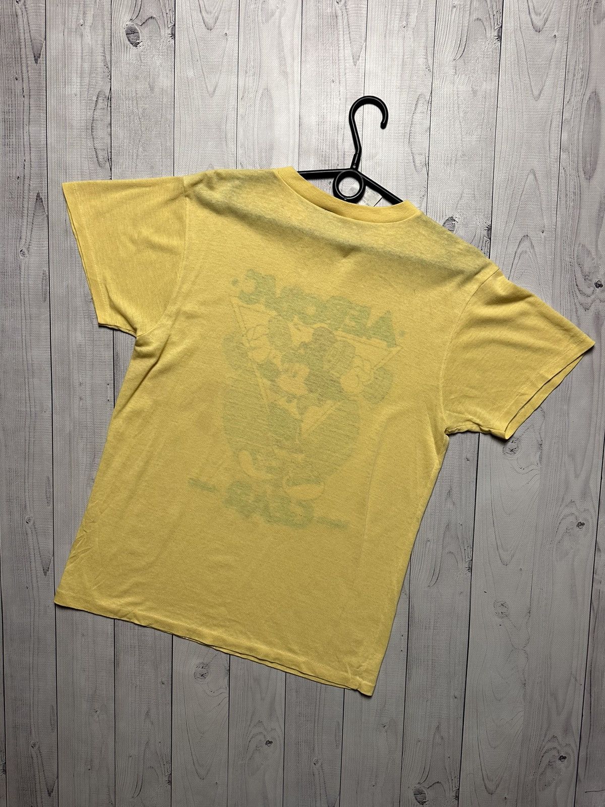 Vintage Mickey Mouse tee USA retro The Walt Disney