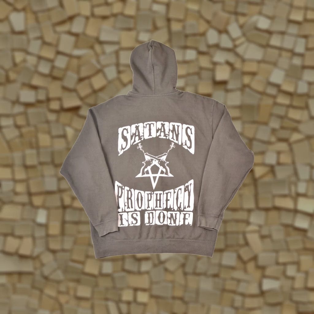 Fruit Of The Loom Fruit of the Loom Proll Guns Satans Prophecy Is Done Vintage Hoodie L Mens Gray 80% Cotton 20% Polyester Size US L / EU 52-54 / 3 - 1 Thumbnail