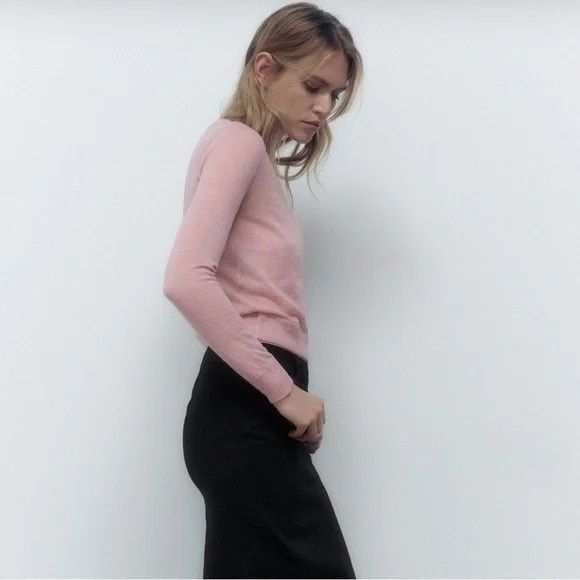 Zara Zara Wool Blend V-Neck Sweater Pale Pink Size S / US 4 / IT 40 - 2 Thumbnail