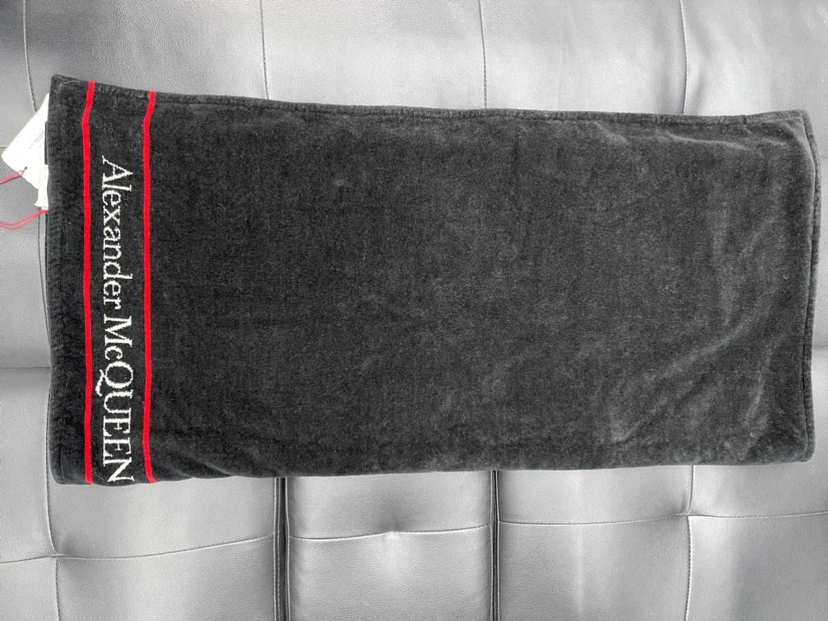 Alexander McQueen Alexander McQueen Selvedge Cotton Beach Towel Size ONE SIZE - 5 Thumbnail