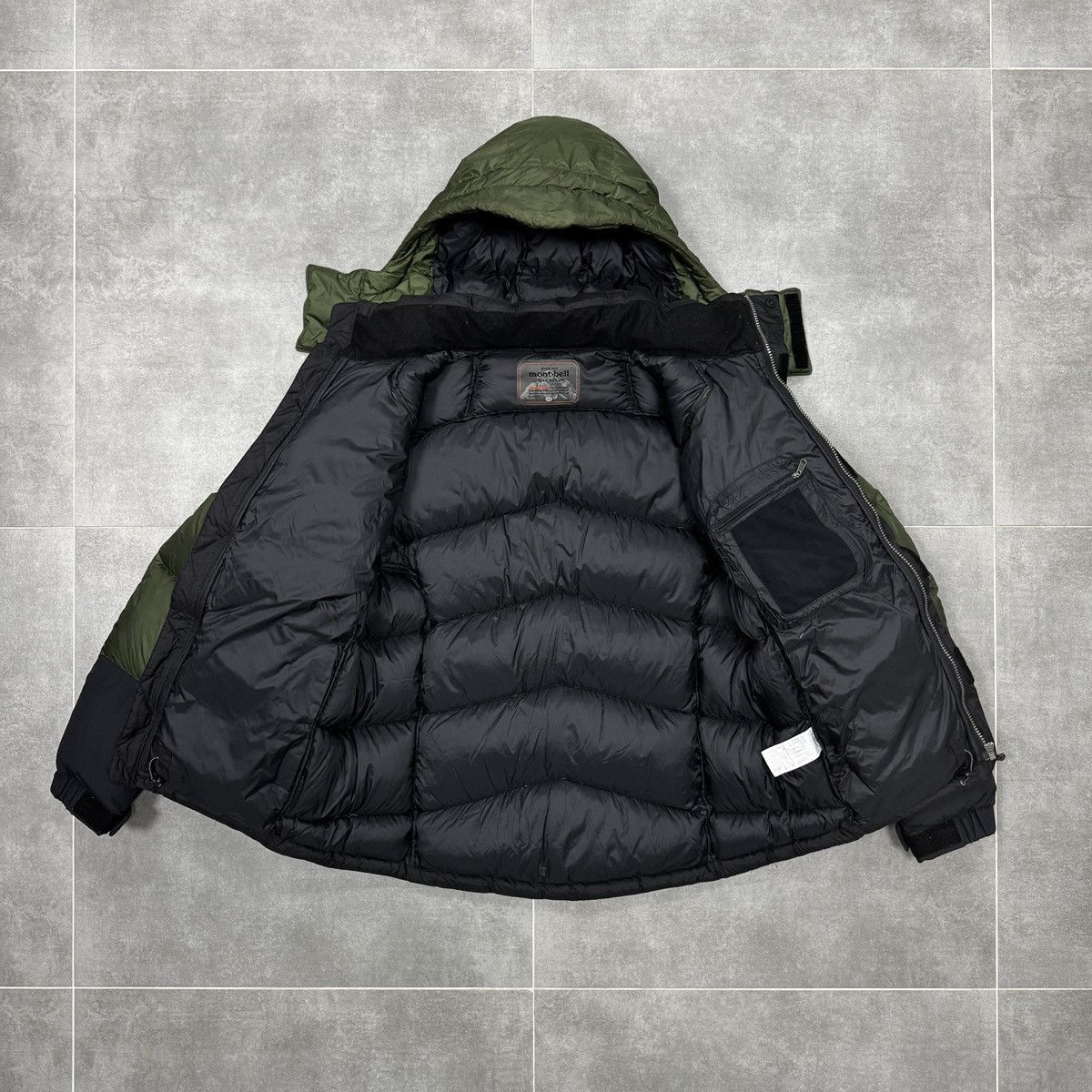 Montbell Montbell Multi Pocket Puffer Down Jacket Men Dark Green Size US L / EU 52-54 / 3 - 14 Thumbnail
