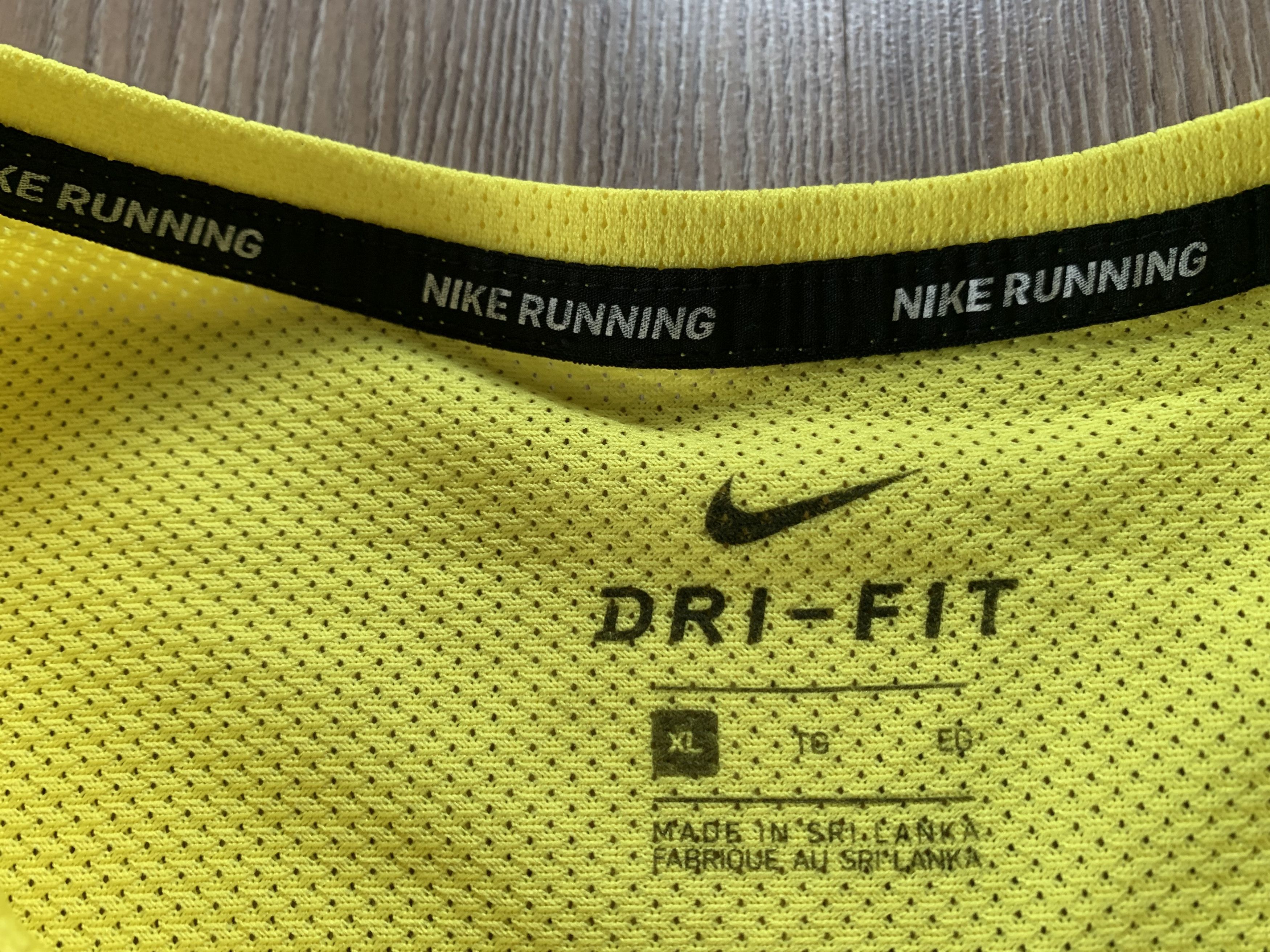 Nike Nike Running Dri Fit T Shirt Size US XL / EU 56 / 4 - 6 Thumbnail